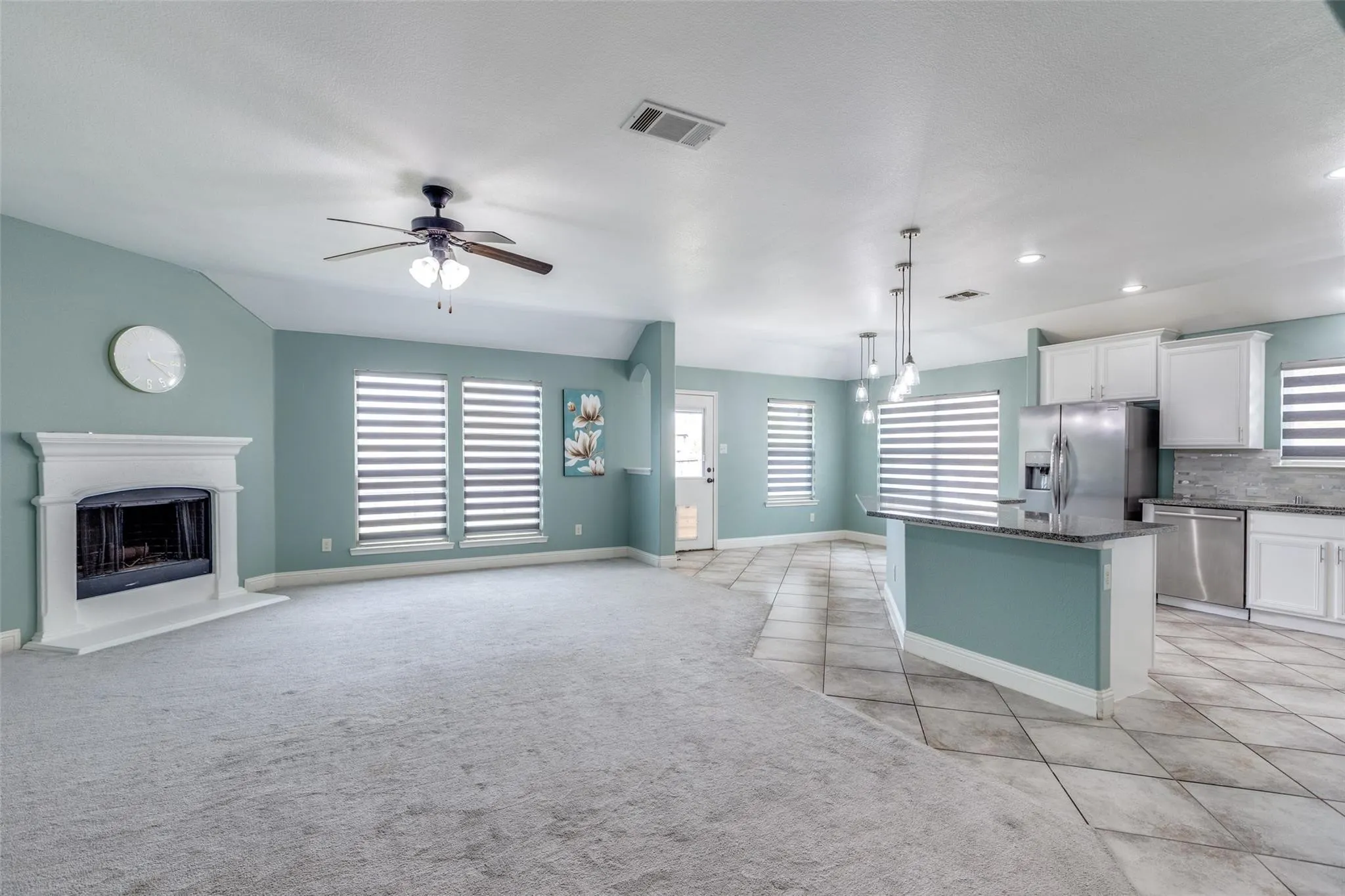Single Family Residence For Rent in Collin County , 10220 Bennet Drive, Mc Kinney, Texas 75072, 3 Bedroom, 2 Bathroom, 2 Garage spaces, 1,656 Sqft, built in 2015, mls#21414082, Real Estate Agent in Mc Kinney, Homes For Rent in Collin county, Homes For Rent in Mc Kinney, Realtor in Mc Kinney Texas, Real Estate Brokerage Independent Realty Texas, Luminita Cordes Realtor