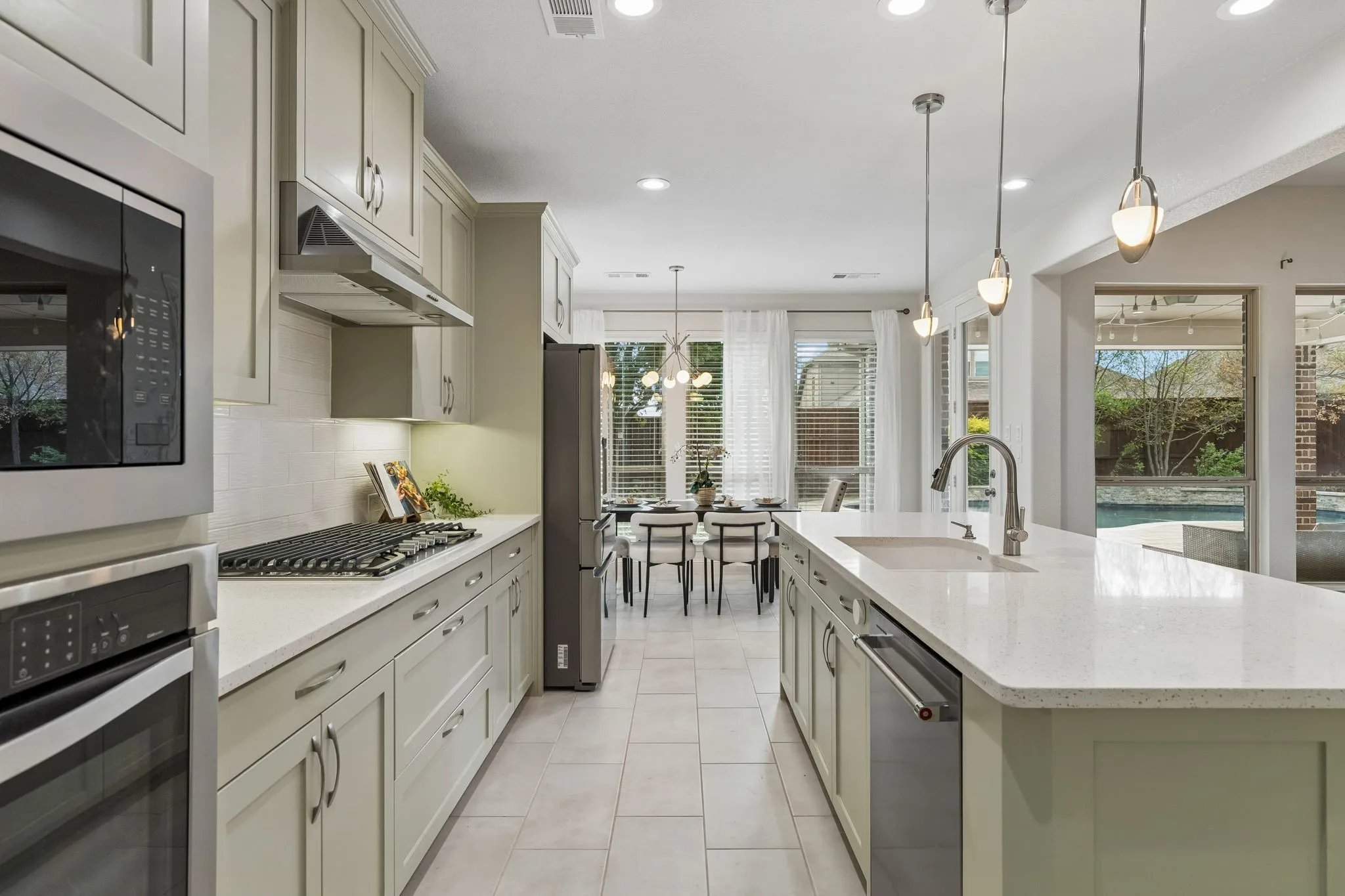 Single Family Residence For Sale in Collin County , 341 Evening Sun Drive, Prosper, Texas 75078, 3 Bedroom, 3 Bathroom, 3 Garage spaces, 2,632 Sqft, built in 2016, mls#21411759, Real Estate Agent in Prosper, Homes For Sale in Collin county, Homes For Sale in Prosper, Realtor in Prosper Texas, Real Estate Brokerage Independent Realty Texas, Luminita Cordes Realtor