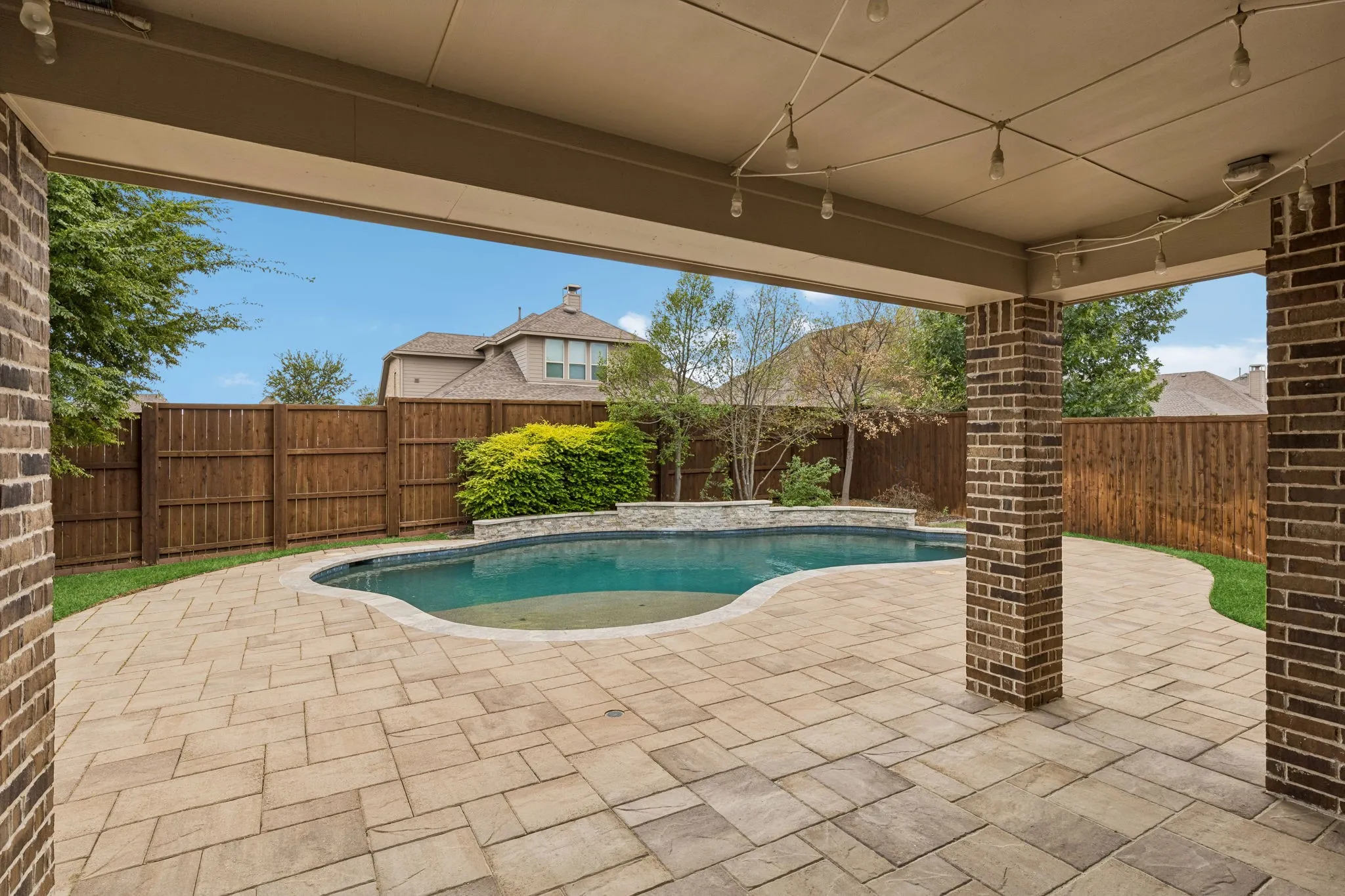 Single Family Residence For Sale in Collin County , 341 Evening Sun Drive, Prosper, Texas 75078, 3 Bedroom, 3 Bathroom, 3 Garage spaces, 2,632 Sqft, built in 2016, mls#21411759, Real Estate Agent in Prosper, Homes For Sale in Collin county, Homes For Sale in Prosper, Realtor in Prosper Texas, Real Estate Brokerage Independent Realty Texas, Luminita Cordes Realtor