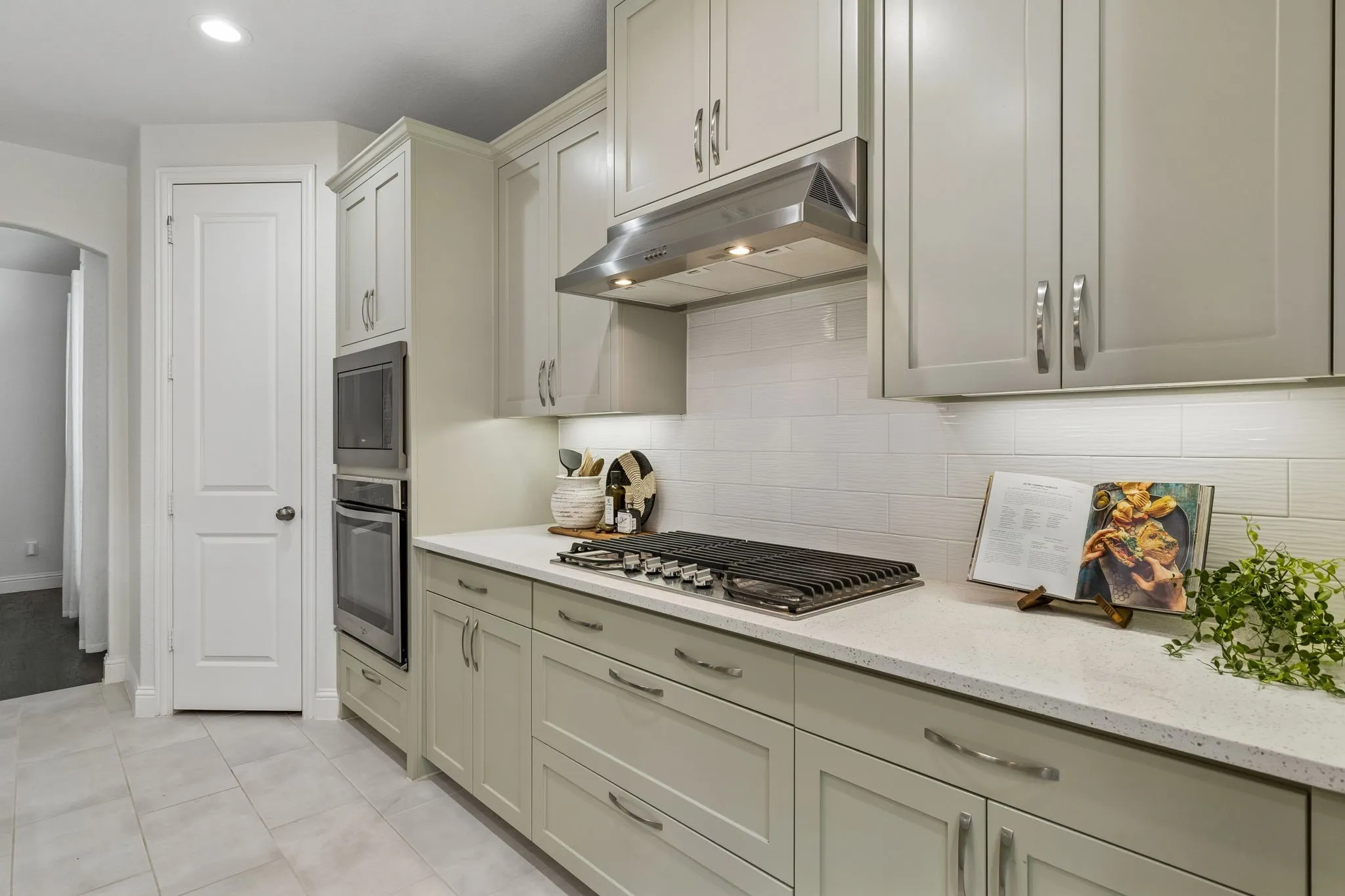 Single Family Residence For Sale in Collin County , 341 Evening Sun Drive, Prosper, Texas 75078, 3 Bedroom, 3 Bathroom, 3 Garage spaces, 2,632 Sqft, built in 2016, mls#21411759, Real Estate Agent in Prosper, Homes For Sale in Collin county, Homes For Sale in Prosper, Realtor in Prosper Texas, Real Estate Brokerage Independent Realty Texas, Luminita Cordes Realtor