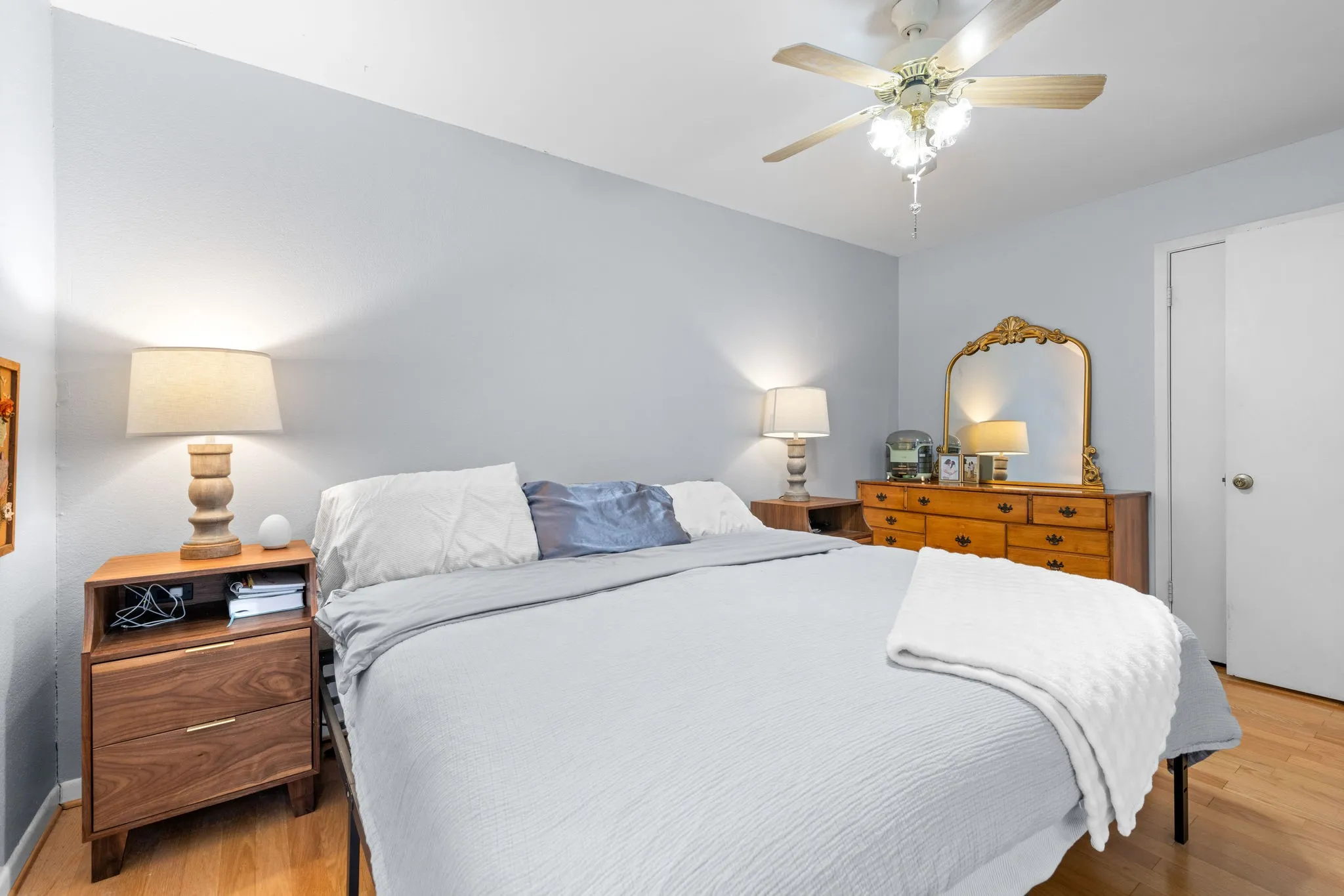 Single Family Residence For Sale in Taylor County , 1341 Lakeside Drive, Abilene, Texas 79602, 4 Bedroom, 2 Bathroom, Garage spaces, 1,476 Sqft, built in 1985, mls#21412695, Real Estate Agent in Abilene, Homes For Sale in Taylor county, Homes For Sale in Abilene, Realtor in Abilene Texas, Real Estate Brokerage Independent Realty Texas, Luminita Cordes Realtor