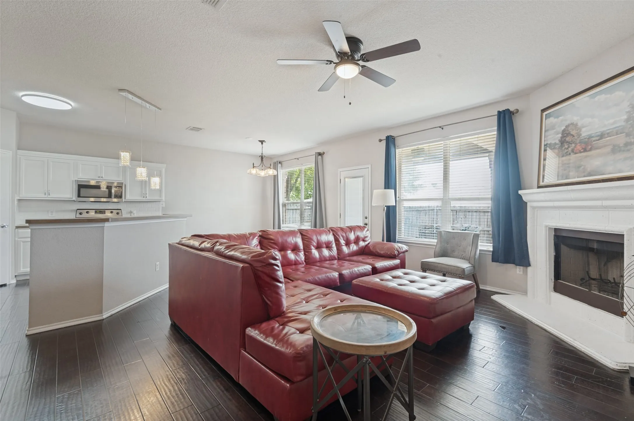 Single Family Residence For Sale in Tarrant County , 6441 Waterhill Lane, Fort Worth, Texas 76179, 3 Bedroom, 2 Bathroom, 2 Garage spaces, 1,579 Sqft, built in 2005, mls#21411695, Real Estate Agent in Fort Worth, Homes For Sale in Tarrant county, Homes For Sale in Fort Worth, Realtor in Fort Worth Texas, Real Estate Brokerage Independent Realty Texas, Luminita Cordes Realtor