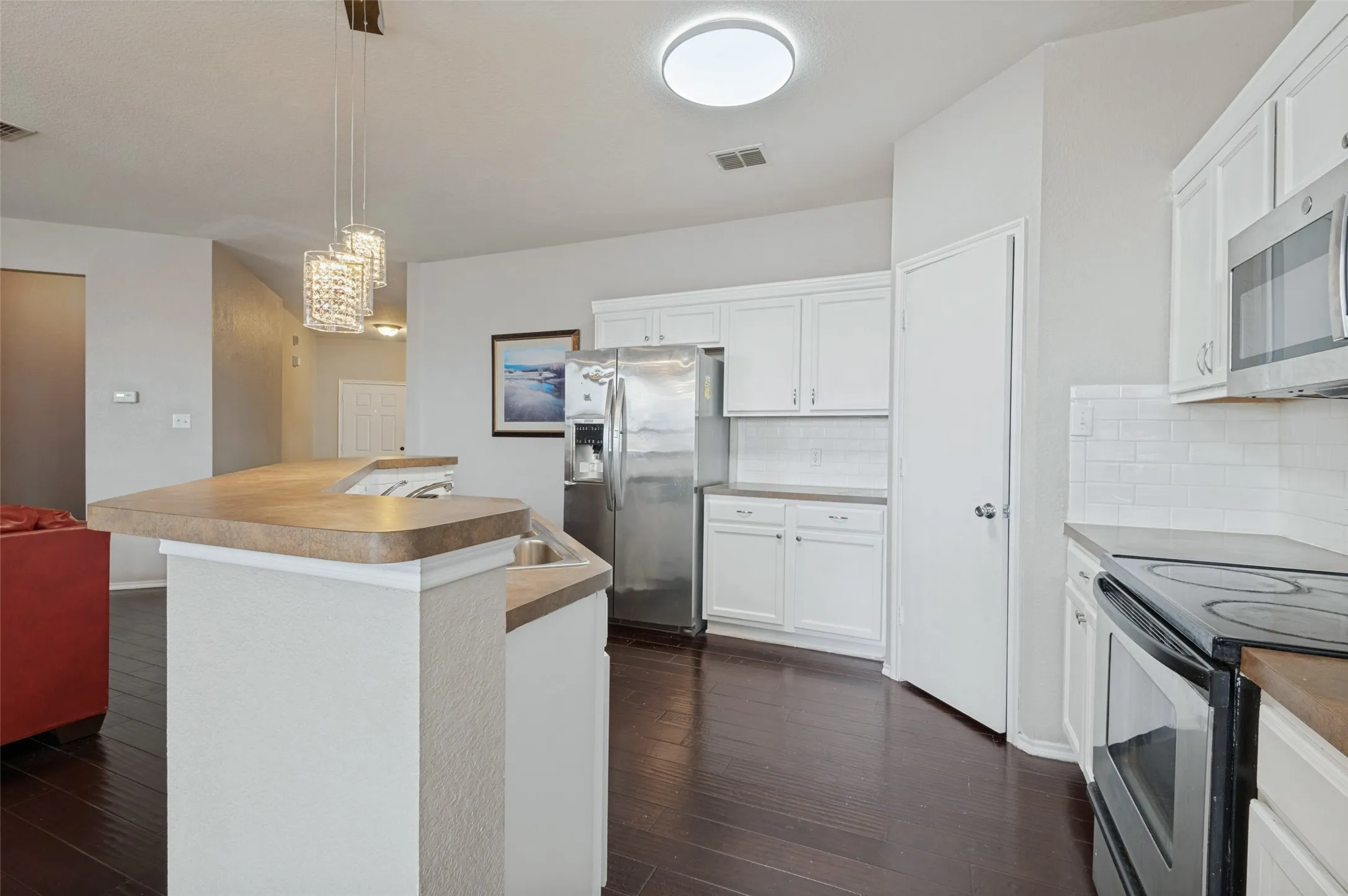 Single Family Residence For Sale in Tarrant County , 6441 Waterhill Lane, Fort Worth, Texas 76179, 3 Bedroom, 2 Bathroom, 2 Garage spaces, 1,579 Sqft, built in 2005, mls#21411695, Real Estate Agent in Fort Worth, Homes For Sale in Tarrant county, Homes For Sale in Fort Worth, Realtor in Fort Worth Texas, Real Estate Brokerage Independent Realty Texas, Luminita Cordes Realtor
