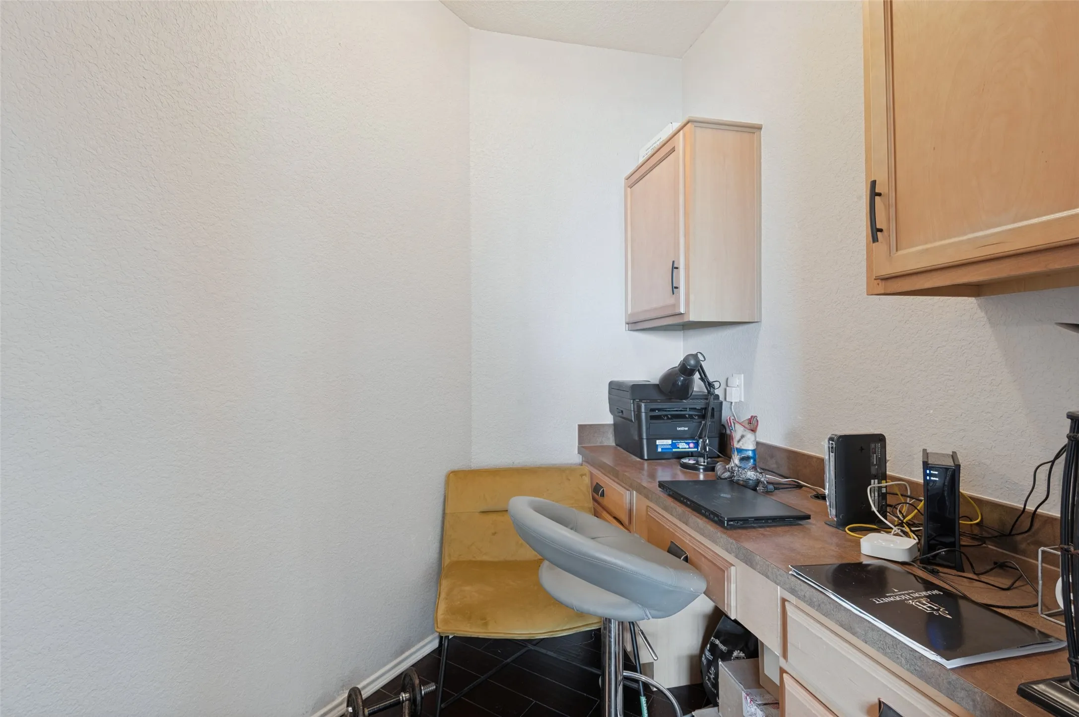 Single Family Residence For Sale in Tarrant County , 6441 Waterhill Lane, Fort Worth, Texas 76179, 3 Bedroom, 2 Bathroom, 2 Garage spaces, 1,579 Sqft, built in 2005, mls#21411695, Real Estate Agent in Fort Worth, Homes For Sale in Tarrant county, Homes For Sale in Fort Worth, Realtor in Fort Worth Texas, Real Estate Brokerage Independent Realty Texas, Luminita Cordes Realtor