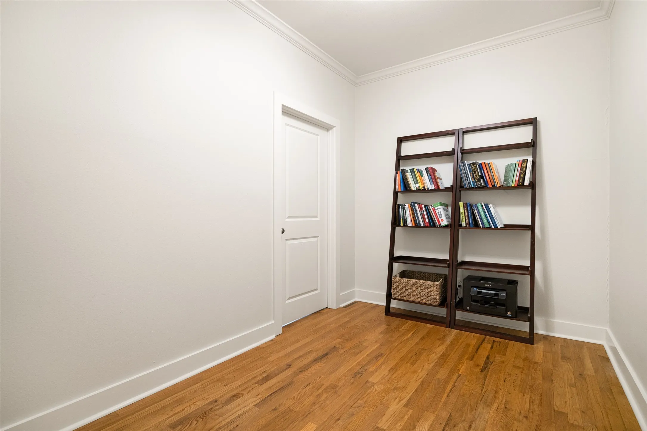 Condominium For Sale in Dallas County , 5711 Ross Avenue 6, Dallas, Texas 75206, 2 Bedroom, 3 Bathroom, 2 Garage spaces, 1,395 Sqft, built in 2007, mls#21414105, Real Estate Agent in Dallas, Homes For Sale in Dallas county, Homes For Sale in Dallas, Realtor in Dallas Texas, Real Estate Brokerage Independent Realty Texas, Luminita Cordes Realtor