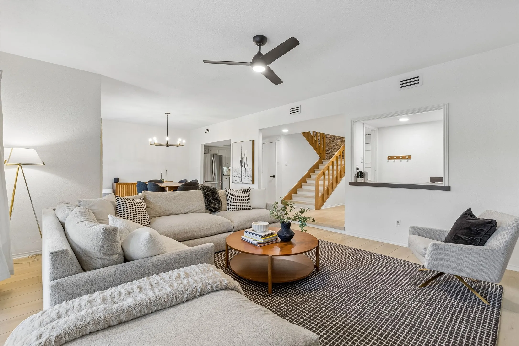 Single Family Residence For Rent in Denton County , 103 Fairway Village Drive, Trophy Club, Texas 76262, 3 Bedroom, 3 Bathroom, 2 Garage spaces, 2,022 Sqft, built in 1976, mls#21414079, Real Estate Agent in Trophy Club, Homes For Rent in Denton county, Homes For Rent in Trophy Club, Realtor in Trophy Club Texas, Real Estate Brokerage Independent Realty Texas, Luminita Cordes Realtor
