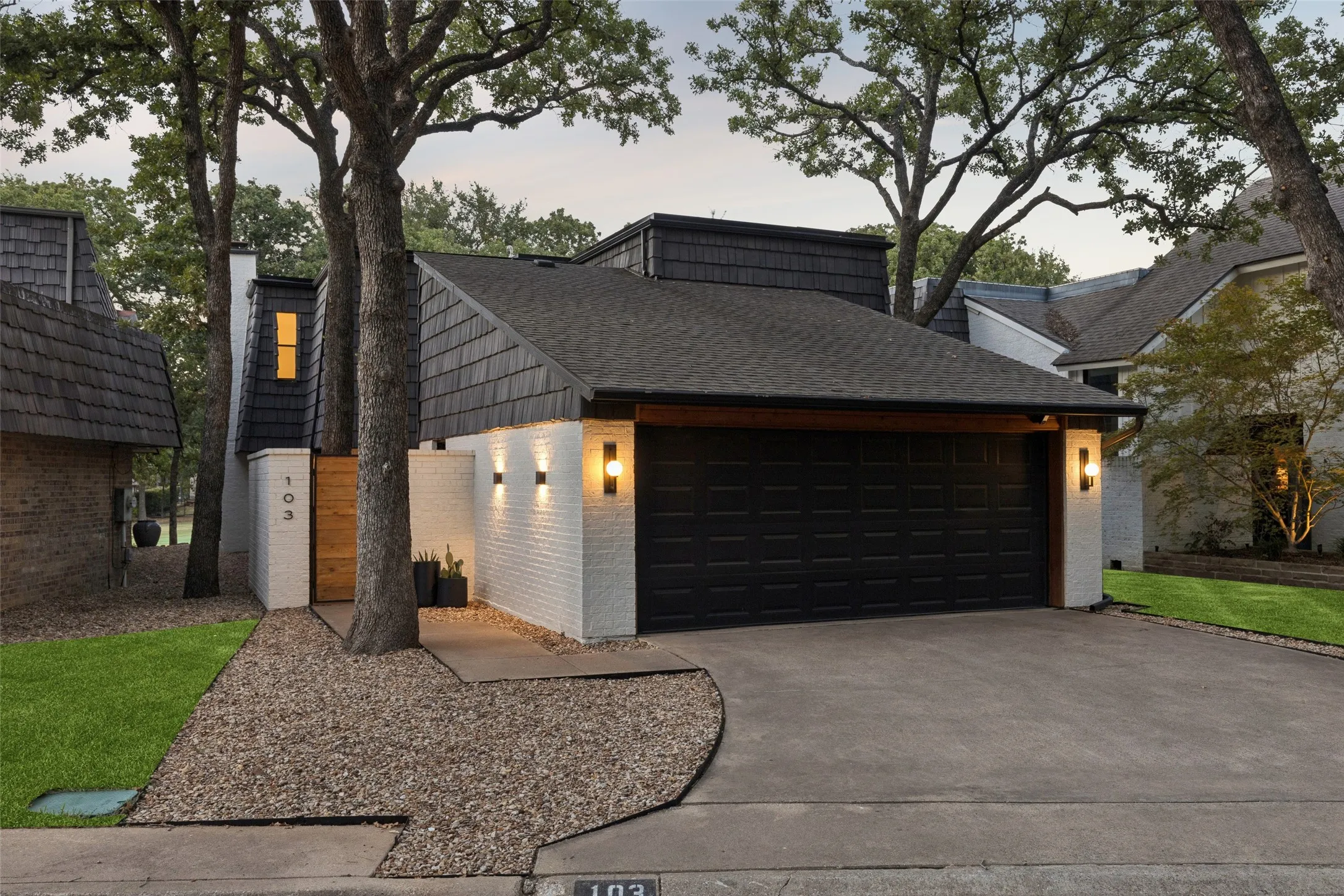 Single Family Residence For Rent in Denton County , 103 Fairway Village Drive, Trophy Club, Texas 76262, 3 Bedroom, 3 Bathroom, 2 Garage spaces, 2,022 Sqft, built in 1976, mls#21414079, Real Estate Agent in Trophy Club, Homes For Rent in Denton county, Homes For Rent in Trophy Club, Realtor in Trophy Club Texas, Real Estate Brokerage Independent Realty Texas, Luminita Cordes Realtor