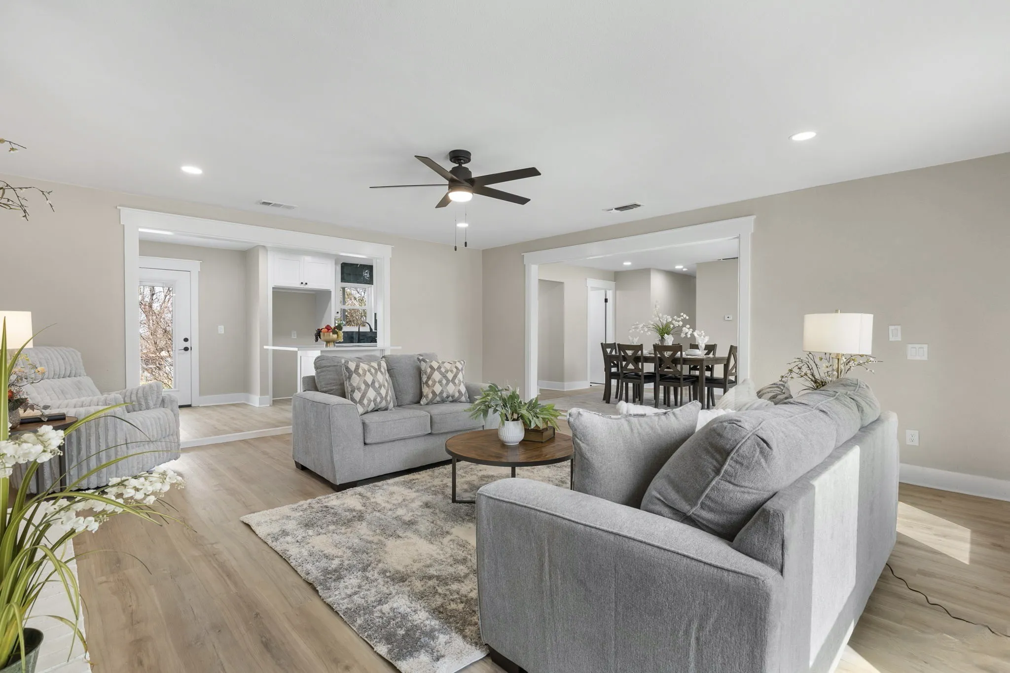 Single Family Residence For Sale in Wichita County , 2308 Doris Street, Wichita Falls, Texas 76306, 3 Bedroom, 2 Bathroom, Garage spaces, 1,491 Sqft, built in 1971, mls#21414119, Real Estate Agent in Wichita Falls, Homes For Sale in Wichita county, Homes For Sale in Wichita Falls, Realtor in Wichita Falls Texas, Real Estate Brokerage Independent Realty Texas, Luminita Cordes Realtor