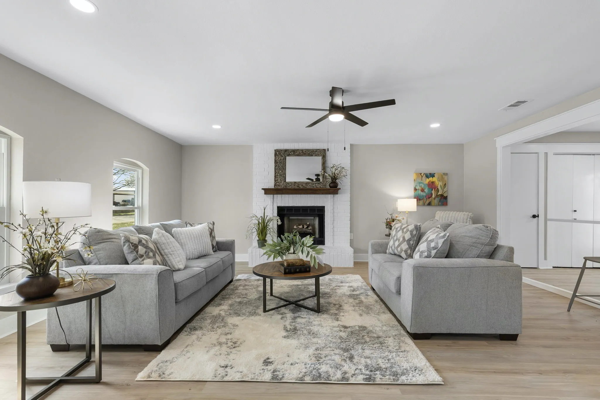 Single Family Residence For Sale in Wichita County , 2308 Doris Street, Wichita Falls, Texas 76306, 3 Bedroom, 2 Bathroom, Garage spaces, 1,491 Sqft, built in 1971, mls#21414119, Real Estate Agent in Wichita Falls, Homes For Sale in Wichita county, Homes For Sale in Wichita Falls, Realtor in Wichita Falls Texas, Real Estate Brokerage Independent Realty Texas, Luminita Cordes Realtor