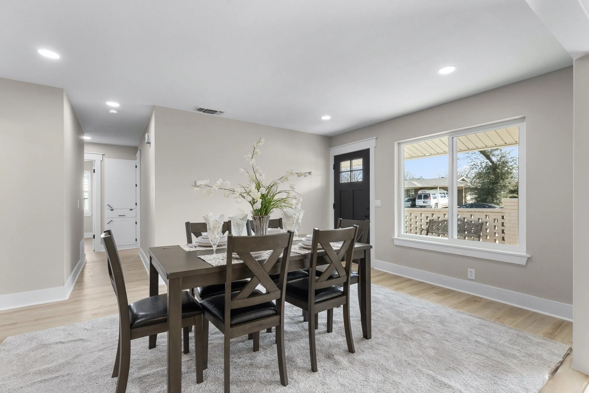 Single Family Residence For Sale in Wichita County , 2308 Doris Street, Wichita Falls, Texas 76306, 3 Bedroom, 2 Bathroom, Garage spaces, 1,491 Sqft, built in 1971, mls#21414119, Real Estate Agent in Wichita Falls, Homes For Sale in Wichita county, Homes For Sale in Wichita Falls, Realtor in Wichita Falls Texas, Real Estate Brokerage Independent Realty Texas, Luminita Cordes Realtor