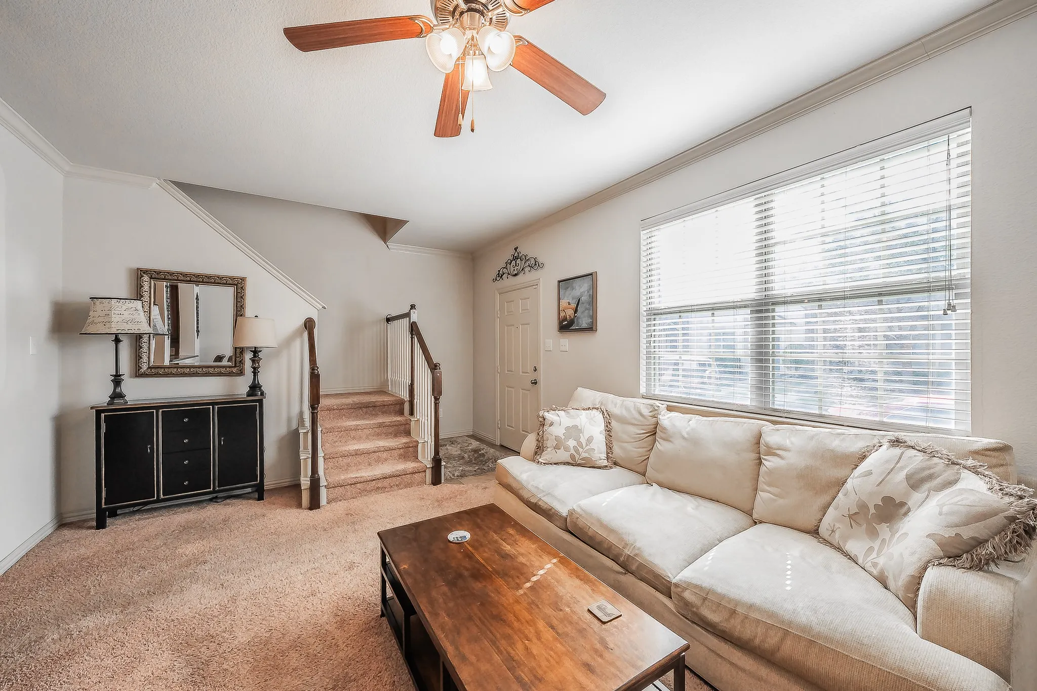 Townhouse For Sale in Tarrant County , 2933 Peyton Brook Drive, Fort Worth, Texas 76137, 3 Bedroom, 3 Bathroom, 2 Garage spaces, 1,491 Sqft, built in 2015, mls#21414160, Real Estate Agent in Fort Worth, Homes For Sale in Tarrant county, Homes For Sale in Fort Worth, Realtor in Fort Worth Texas, Real Estate Brokerage Independent Realty Texas, Luminita Cordes Realtor