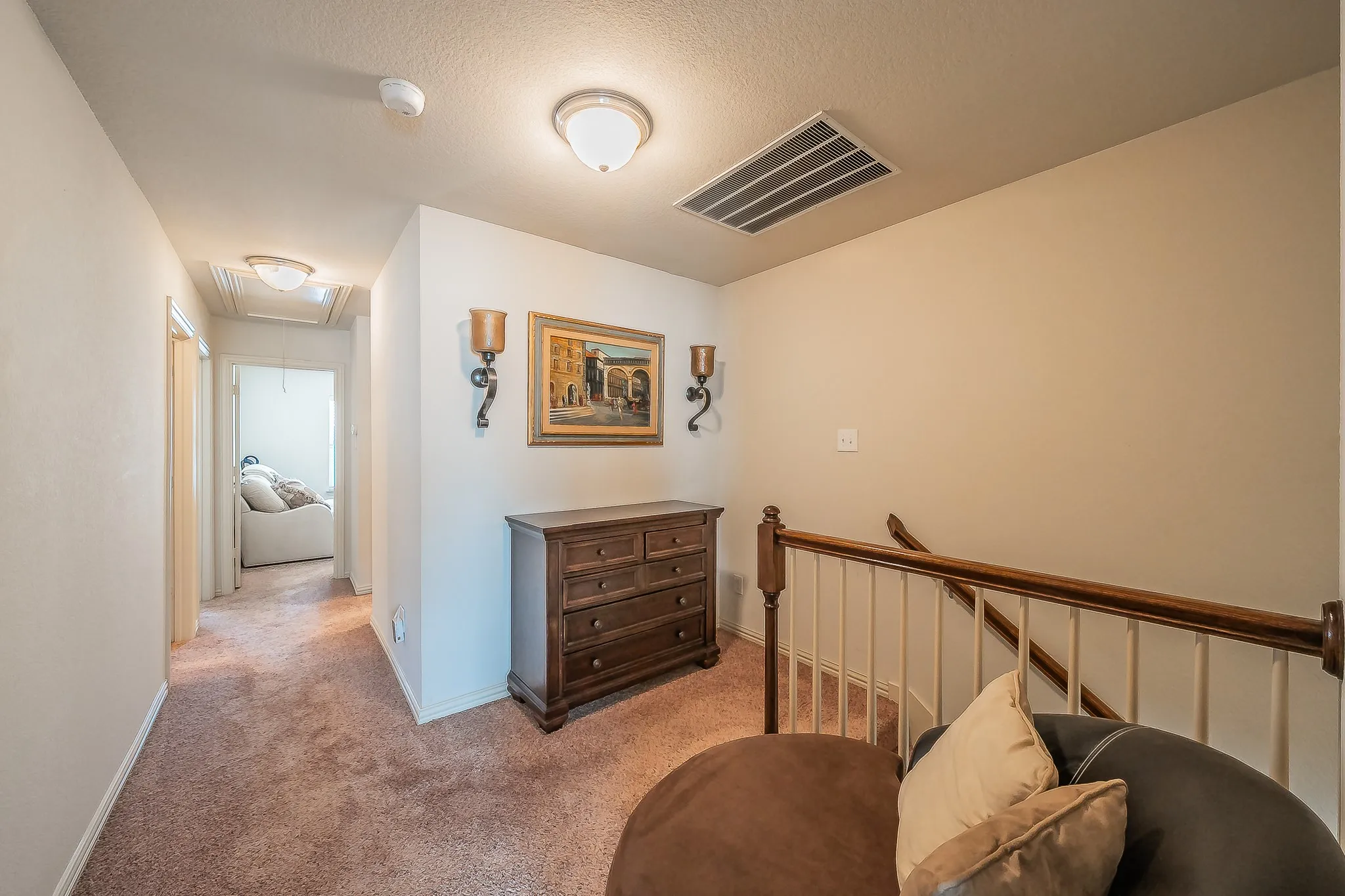 Townhouse For Sale in Tarrant County , 2933 Peyton Brook Drive, Fort Worth, Texas 76137, 3 Bedroom, 3 Bathroom, 2 Garage spaces, 1,491 Sqft, built in 2015, mls#21414160, Real Estate Agent in Fort Worth, Homes For Sale in Tarrant county, Homes For Sale in Fort Worth, Realtor in Fort Worth Texas, Real Estate Brokerage Independent Realty Texas, Luminita Cordes Realtor