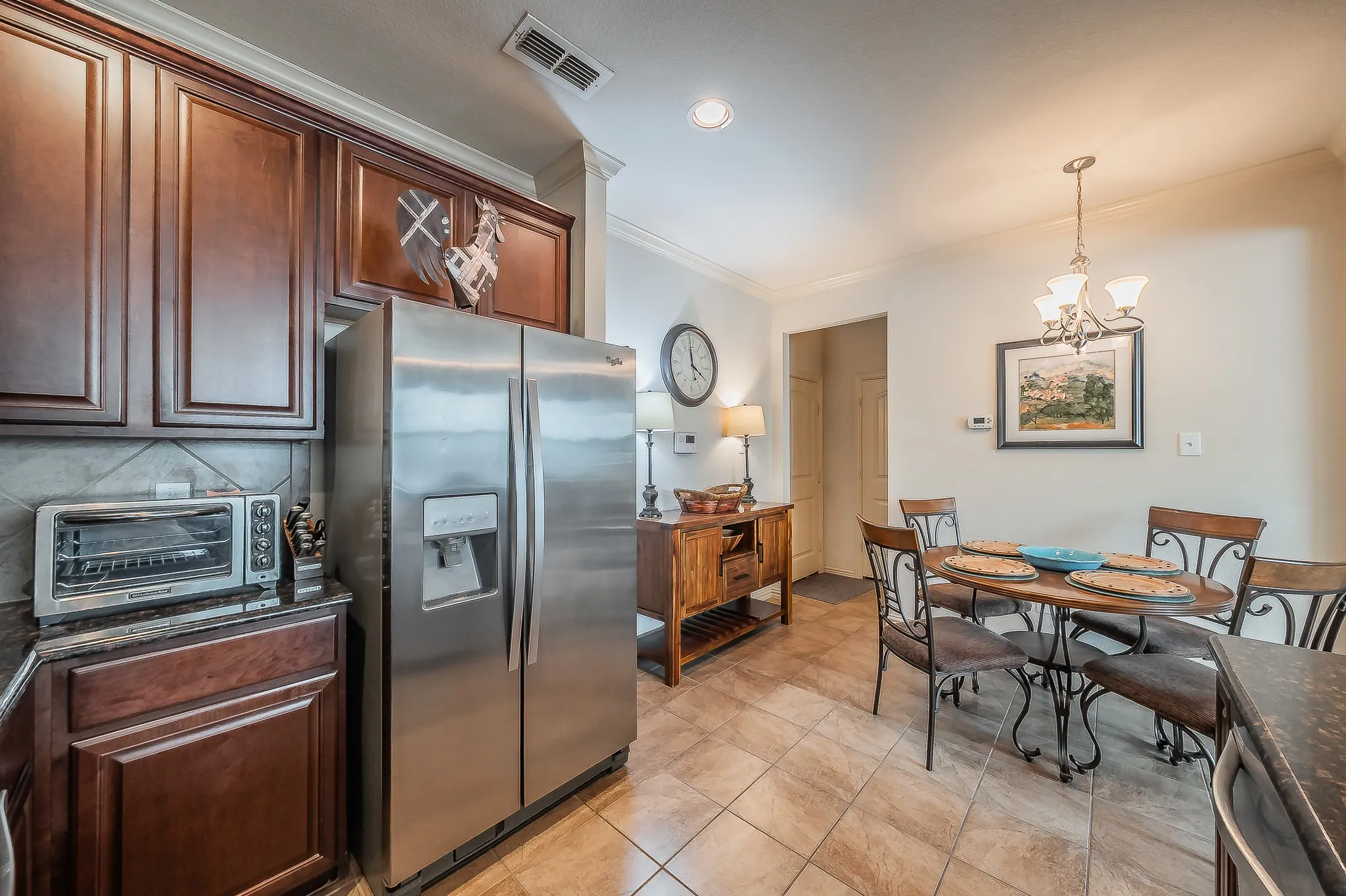 Townhouse For Sale in Tarrant County , 2933 Peyton Brook Drive, Fort Worth, Texas 76137, 3 Bedroom, 3 Bathroom, 2 Garage spaces, 1,491 Sqft, built in 2015, mls#21414160, Real Estate Agent in Fort Worth, Homes For Sale in Tarrant county, Homes For Sale in Fort Worth, Realtor in Fort Worth Texas, Real Estate Brokerage Independent Realty Texas, Luminita Cordes Realtor