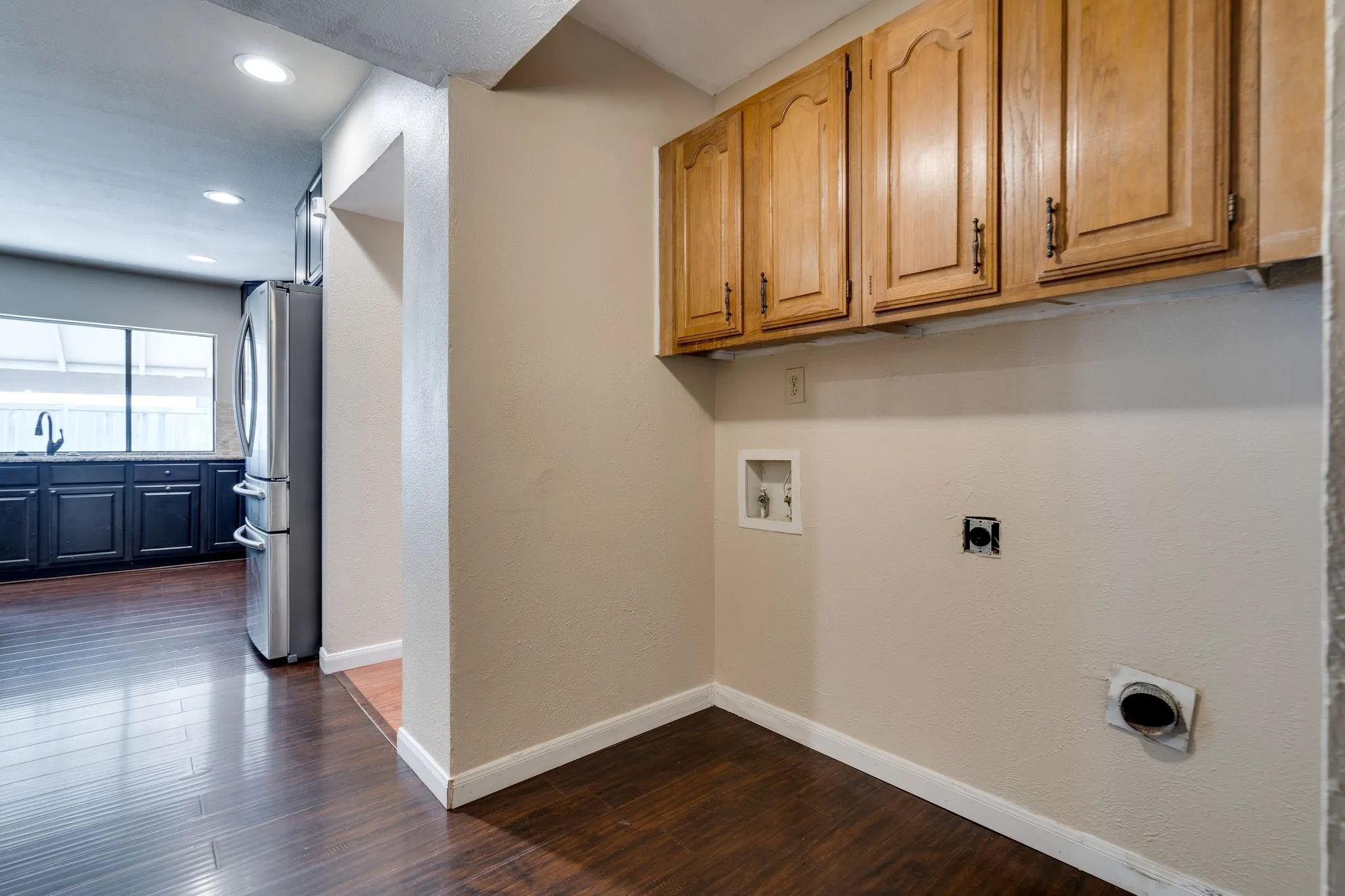 Single Family Residence For Rent in Dallas County , 216 Park Meadow Way, Coppell, Texas 75019, 3 Bedroom, 2 Bathroom, 2 Garage spaces, 1,963 Sqft, built in 1979, mls#21414185, Real Estate Agent in Coppell, Homes For Rent in Dallas county, Homes For Rent in Coppell, Realtor in Coppell Texas, Real Estate Brokerage Independent Realty Texas, Luminita Cordes Realtor