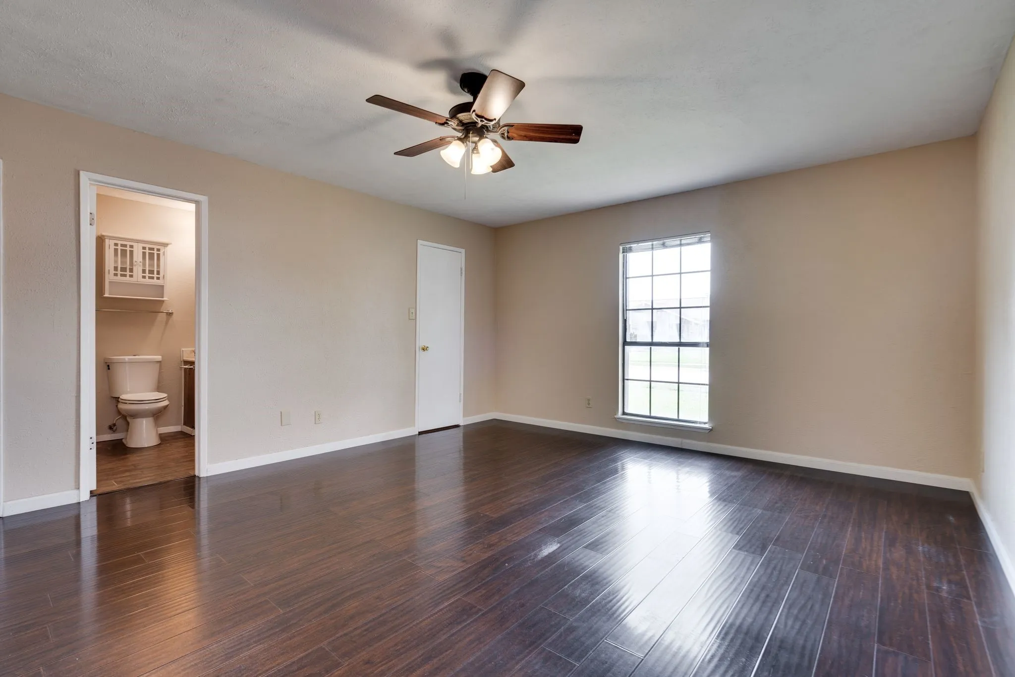 Single Family Residence For Rent in Dallas County , 216 Park Meadow Way, Coppell, Texas 75019, 3 Bedroom, 2 Bathroom, 2 Garage spaces, 1,963 Sqft, built in 1979, mls#21414185, Real Estate Agent in Coppell, Homes For Rent in Dallas county, Homes For Rent in Coppell, Realtor in Coppell Texas, Real Estate Brokerage Independent Realty Texas, Luminita Cordes Realtor