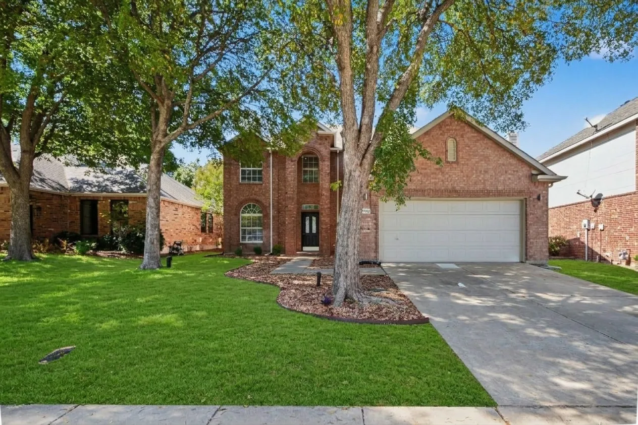 Single Family Residence For Sale in Collin County , 2608 Hudson Crossing, Mc Kinney, Texas 75072, 4 Bedroom, 3 Bathroom, 2 Garage spaces, 2,725 Sqft, built in 2001, mls#21410613, Real Estate Agent in Mc Kinney, Homes For Sale in Collin county, Homes For Sale in Mc Kinney, Realtor in Mc Kinney Texas, Real Estate Brokerage Independent Realty Texas, Luminita Cordes Realtor