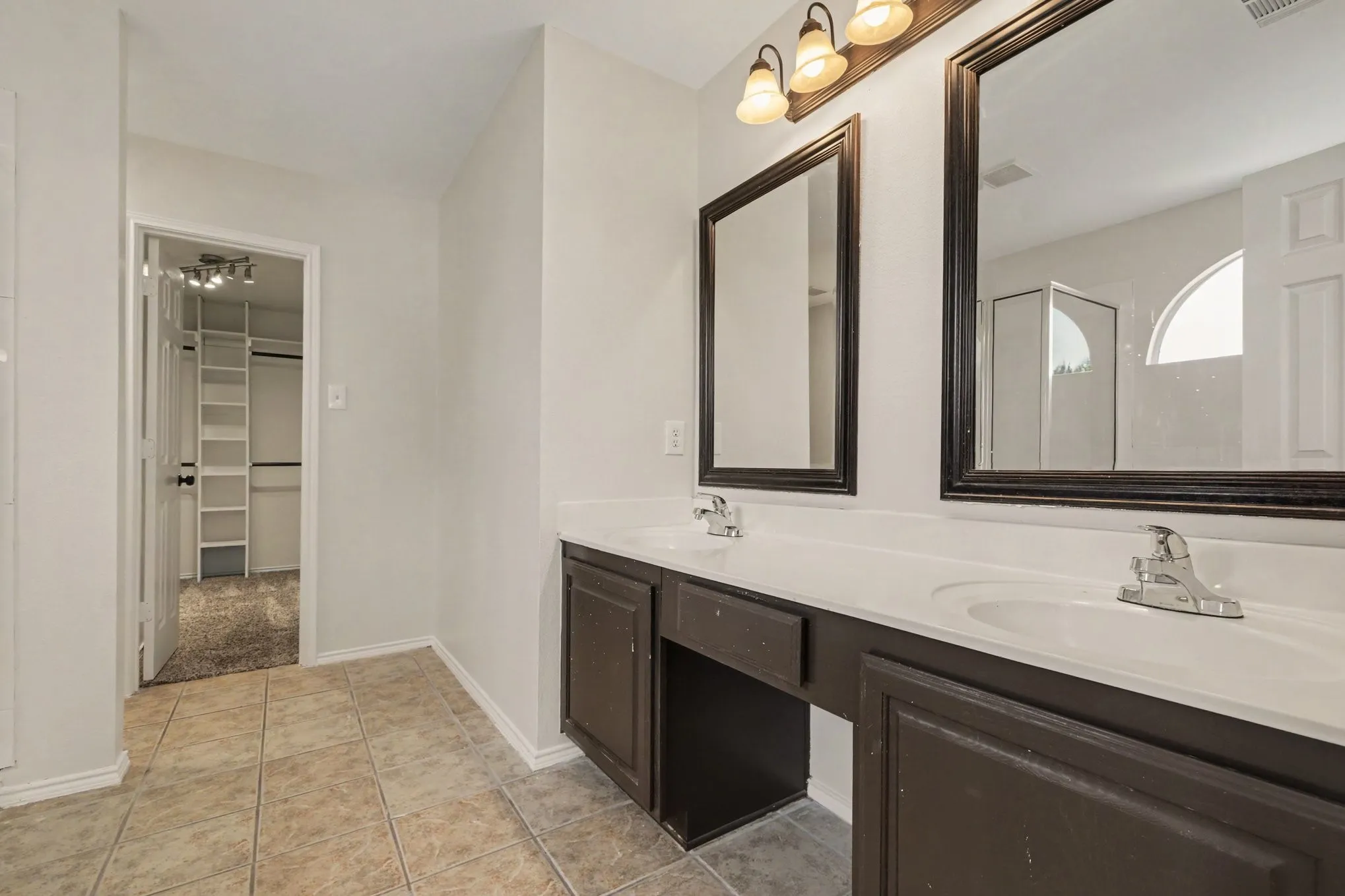 Single Family Residence For Sale in Collin County , 2608 Hudson Crossing, Mc Kinney, Texas 75072, 4 Bedroom, 3 Bathroom, 2 Garage spaces, 2,725 Sqft, built in 2001, mls#21410613, Real Estate Agent in Mc Kinney, Homes For Sale in Collin county, Homes For Sale in Mc Kinney, Realtor in Mc Kinney Texas, Real Estate Brokerage Independent Realty Texas, Luminita Cordes Realtor