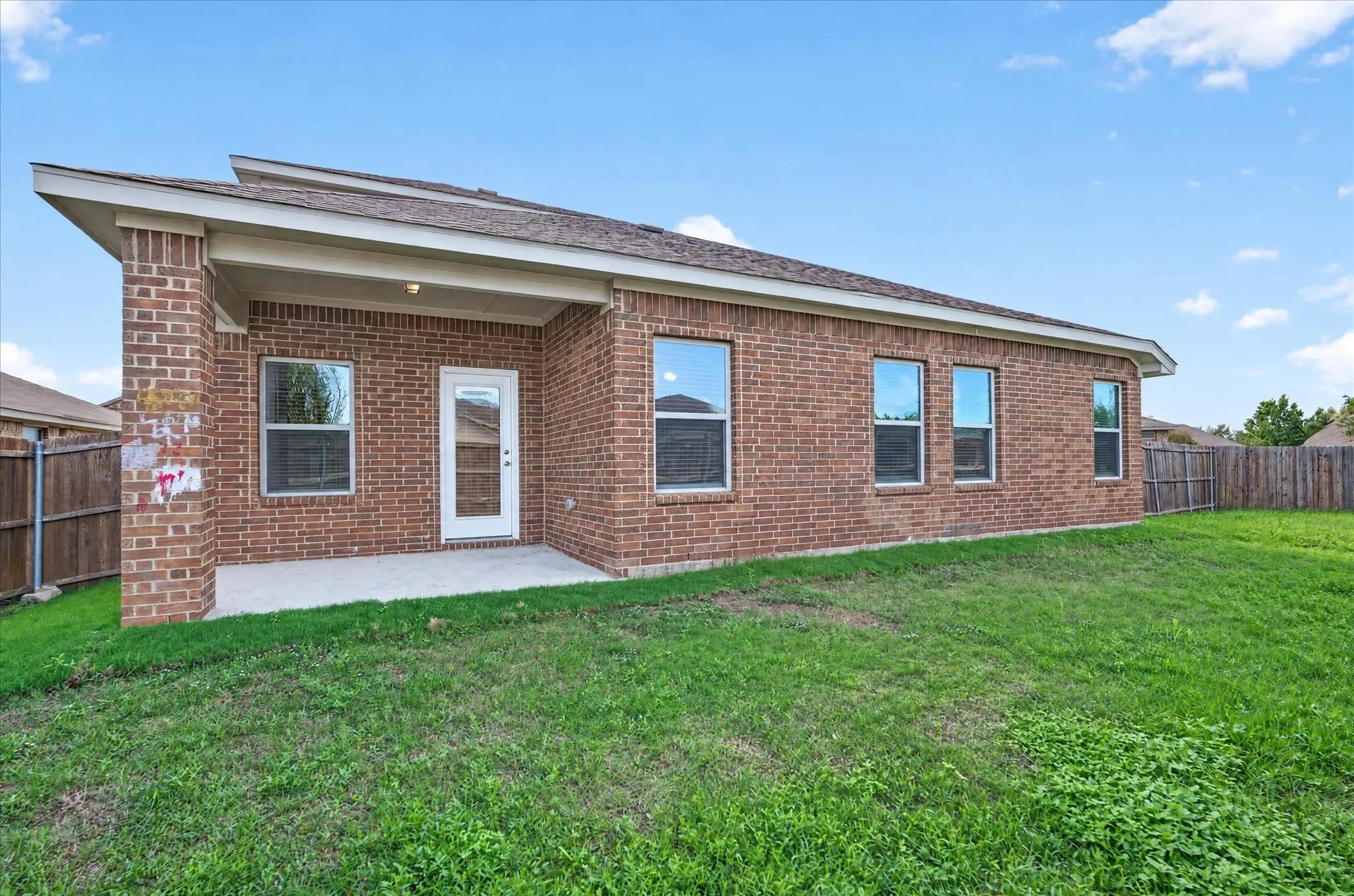 Single Family Residence For Rent in Kaufman County , 2121 Silsbee Court, Forney, Texas 75126, 4 Bedroom, 3 Bathroom, 2 Garage spaces, 2,292 Sqft, built in 2019, mls#21414214, Real Estate Agent in Forney, Homes For Rent in Kaufman county, Homes For Rent in Forney, Realtor in Forney Texas, Real Estate Brokerage Independent Realty Texas, Luminita Cordes Realtor