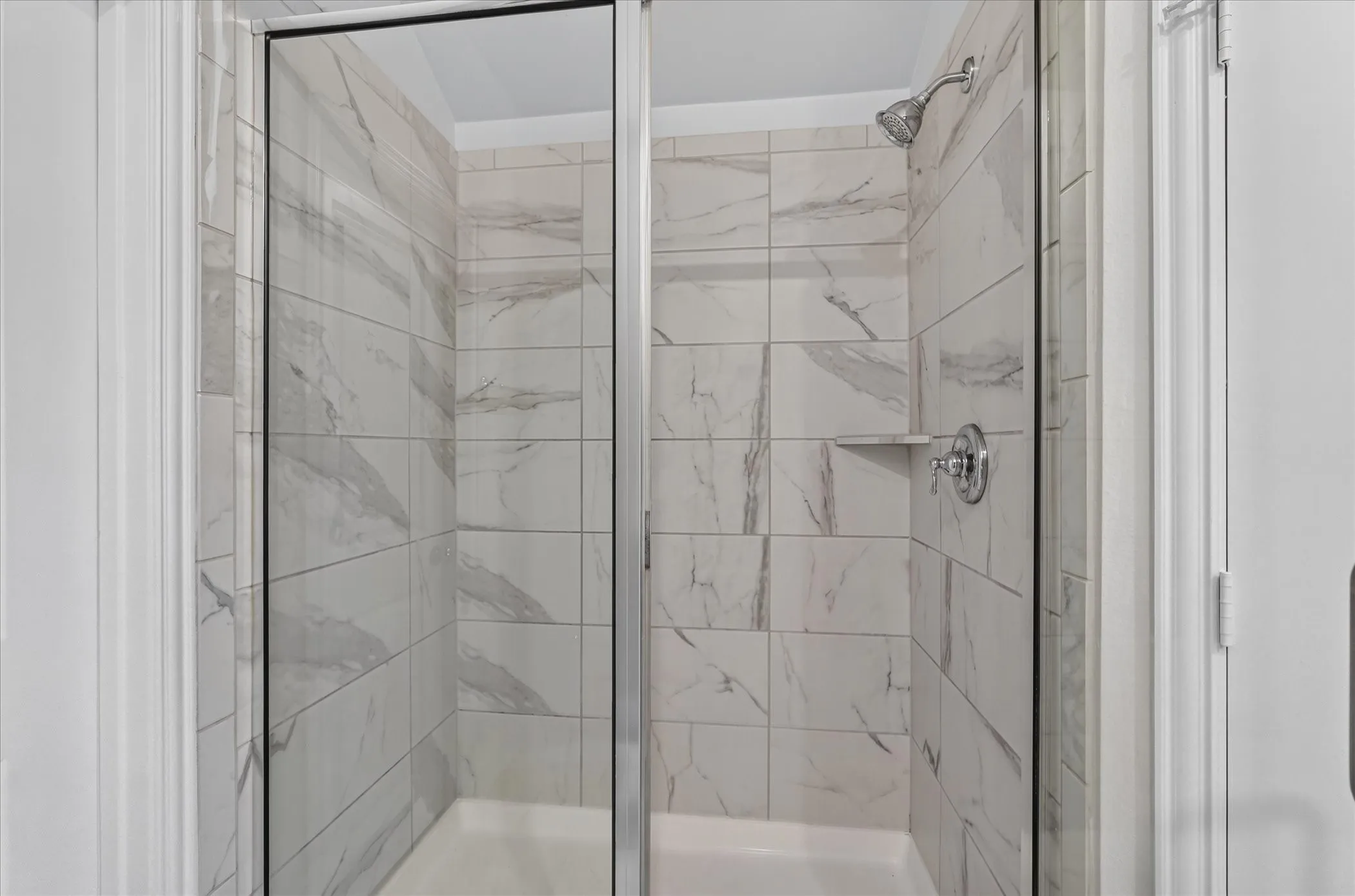 Single Family Residence For Rent in Kaufman County , 2121 Silsbee Court, Forney, Texas 75126, 4 Bedroom, 3 Bathroom, 2 Garage spaces, 2,292 Sqft, built in 2019, mls#21414214, Real Estate Agent in Forney, Homes For Rent in Kaufman county, Homes For Rent in Forney, Realtor in Forney Texas, Real Estate Brokerage Independent Realty Texas, Luminita Cordes Realtor