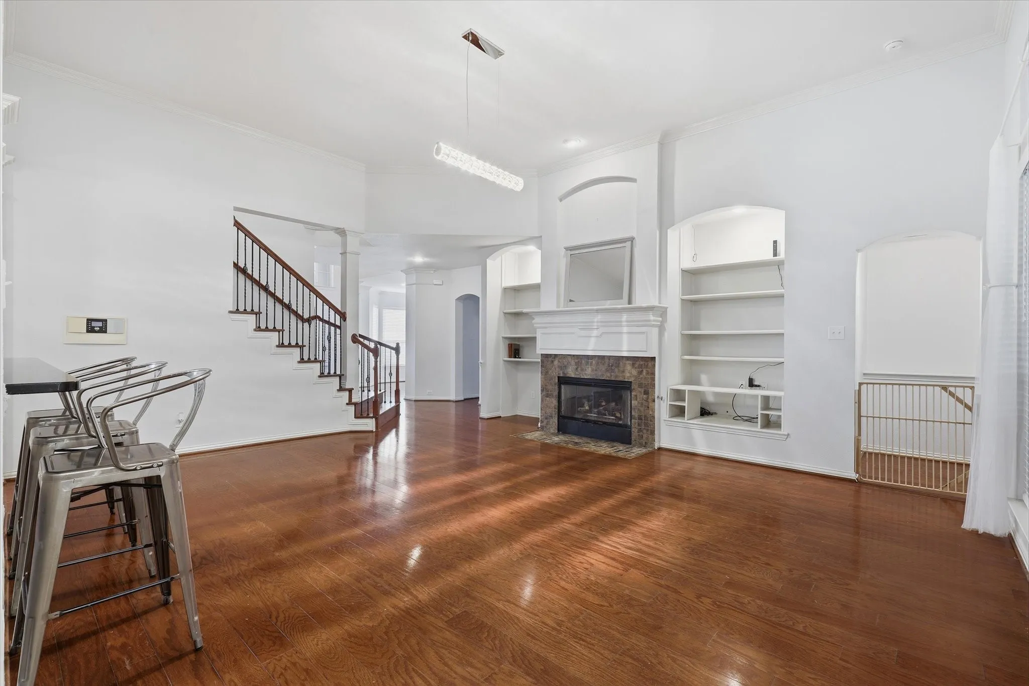 Single Family Residence For Rent in Collin County , 3908 Moonbeam Court, Plano, Texas 75074, 5 Bedroom, 4 Bathroom, 2 Garage spaces, 4,469 Sqft, built in 2004, mls#21409253, Real Estate Agent in Plano, Homes For Rent in Collin county, Homes For Rent in Plano, Realtor in Plano Texas, Real Estate Brokerage Independent Realty Texas, Luminita Cordes Realtor