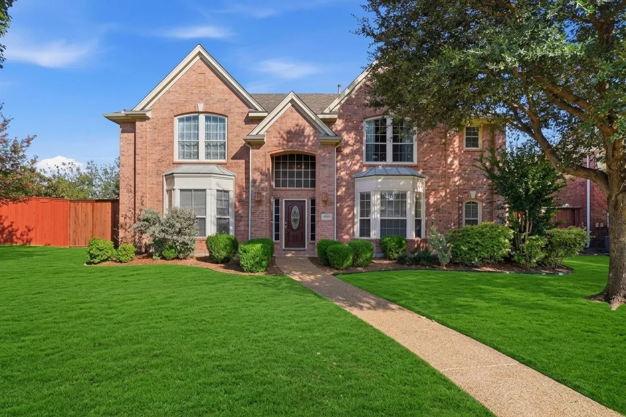 Single Family Residence For Rent in Collin County , 3908 Moonbeam Court, Plano, Texas 75074, 5 Bedroom, 4 Bathroom, 2 Garage spaces, 4,469 Sqft, built in 2004, mls#21409253, Real Estate Agent in Plano, Homes For Rent in Collin county, Homes For Rent in Plano, Realtor in Plano Texas, Real Estate Brokerage Independent Realty Texas, Luminita Cordes Realtor