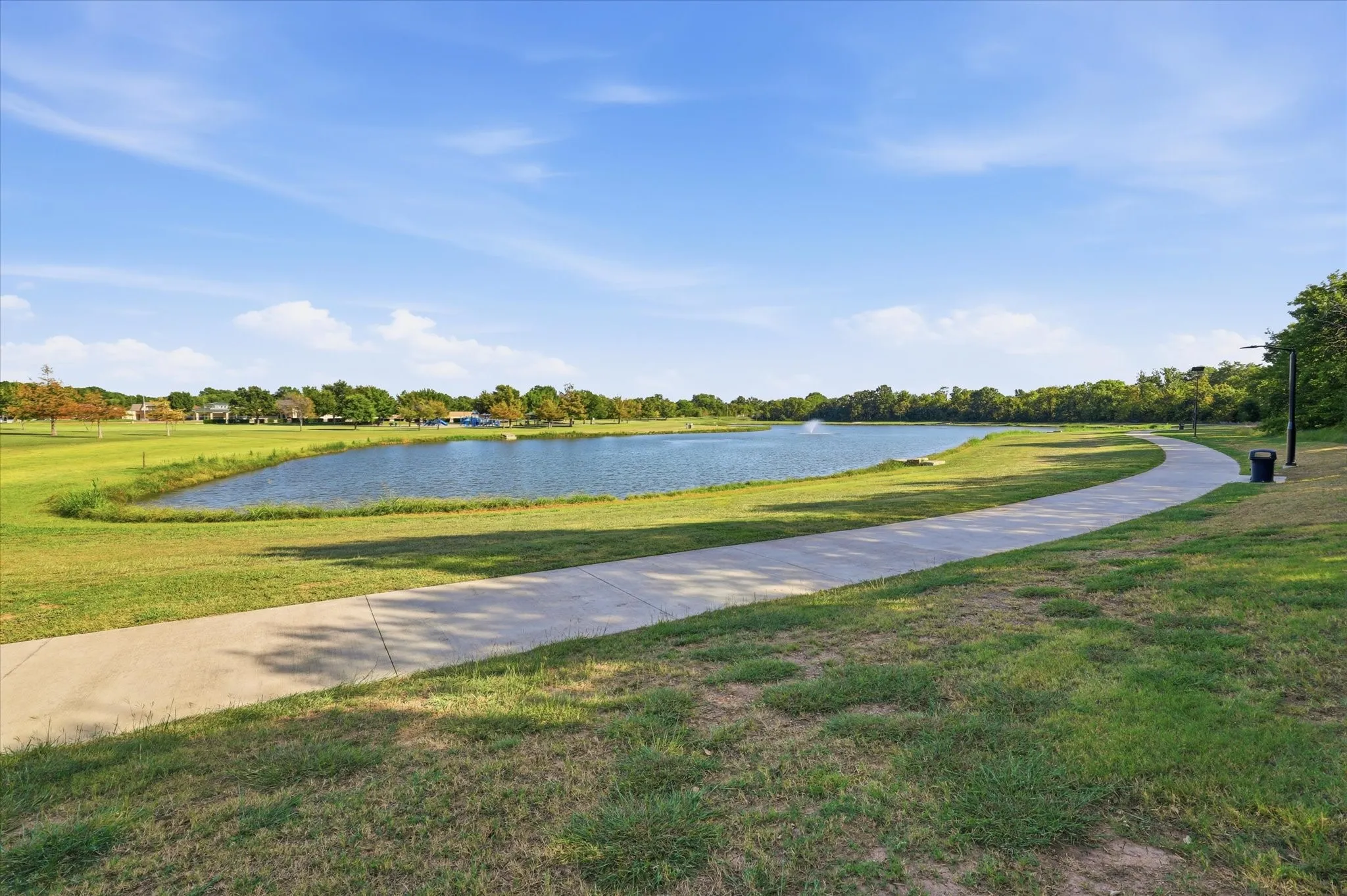 Single Family Residence For Rent in Collin County , 3908 Moonbeam Court, Plano, Texas 75074, 5 Bedroom, 4 Bathroom, 2 Garage spaces, 4,469 Sqft, built in 2004, mls#21409253, Real Estate Agent in Plano, Homes For Rent in Collin county, Homes For Rent in Plano, Realtor in Plano Texas, Real Estate Brokerage Independent Realty Texas, Luminita Cordes Realtor