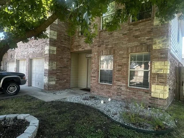Single Family Residence For Sale in Tarrant County , 8505 Star Thistle Drive, Fort Worth, Texas 76179, 4 Bedroom, 3 Bathroom, 2 Garage spaces, 2,255 Sqft, built in 2009, mls#21414305, Real Estate Agent in Fort Worth, Homes For Sale in Tarrant county, Homes For Sale in Fort Worth, Realtor in Fort Worth Texas, Real Estate Brokerage Independent Realty Texas, Luminita Cordes Realtor