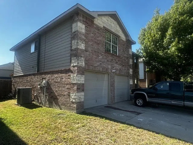 Single Family Residence For Sale in Tarrant County , 8505 Star Thistle Drive, Fort Worth, Texas 76179, 4 Bedroom, 3 Bathroom, 2 Garage spaces, 2,255 Sqft, built in 2009, mls#21414305, Real Estate Agent in Fort Worth, Homes For Sale in Tarrant county, Homes For Sale in Fort Worth, Realtor in Fort Worth Texas, Real Estate Brokerage Independent Realty Texas, Luminita Cordes Realtor