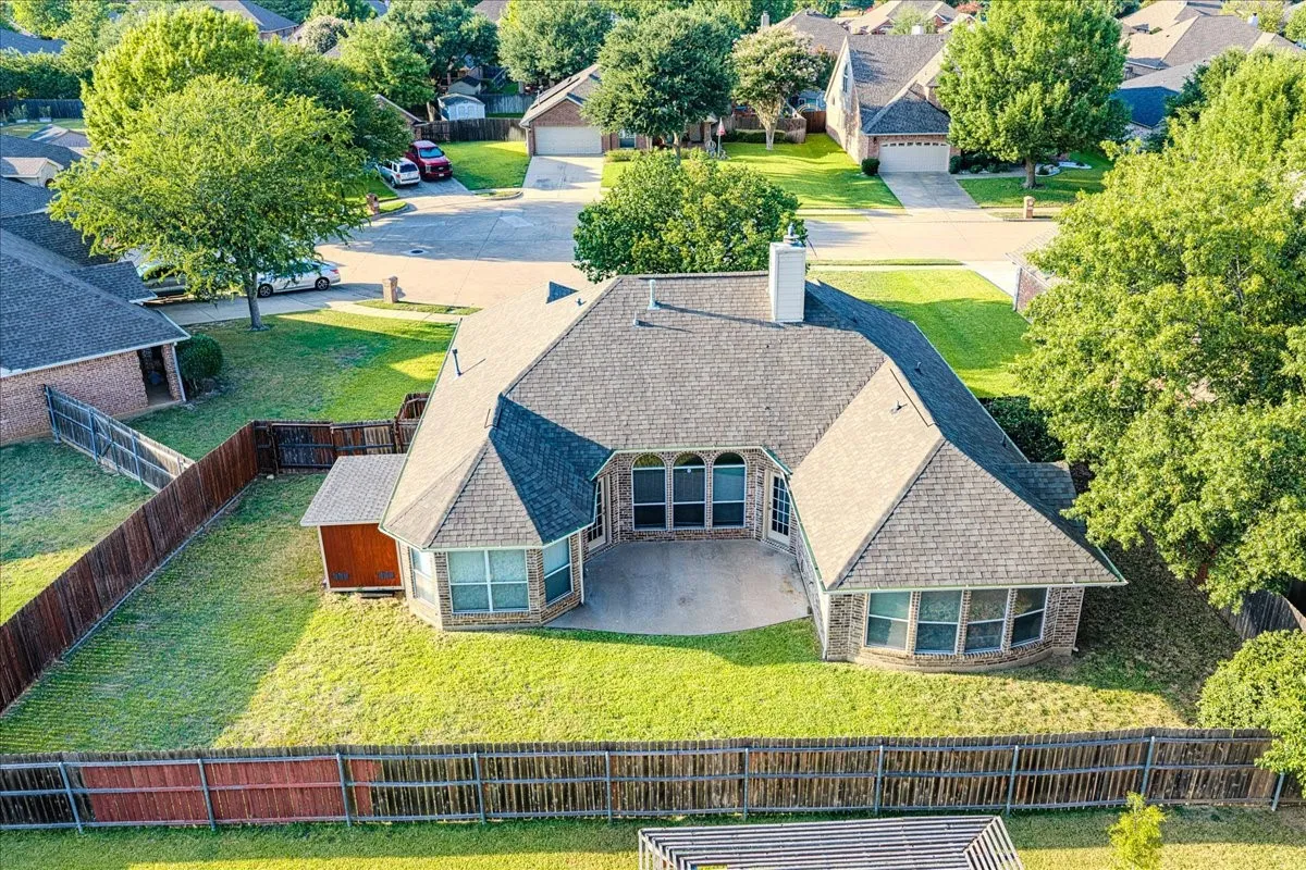 Single Family Residence For Sale in Tarrant County , 521 Acorn Court, Saginaw, Texas 76179, 4 Bedroom, 2 Bathroom, 2 Garage spaces, 1,972 Sqft, built in 2002, mls#21414307, Real Estate Agent in Saginaw, Homes For Sale in Tarrant county, Homes For Sale in Saginaw, Realtor in Saginaw Texas, Real Estate Brokerage Independent Realty Texas, Luminita Cordes Realtor