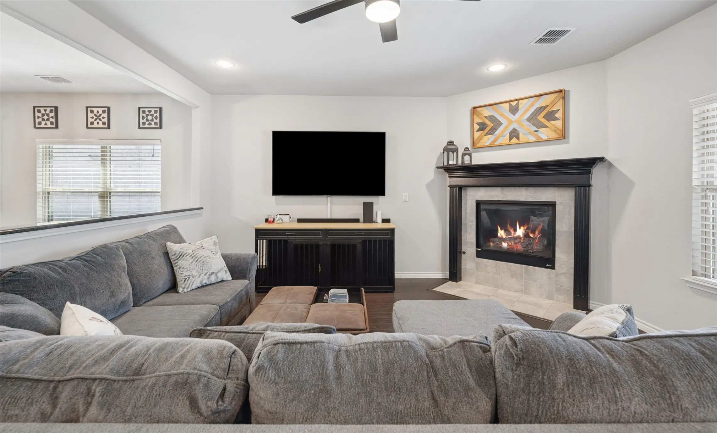 Single Family Residence For Sale in Denton County , 9012 Conroe Drive, Denton, Texas 76226, 3 Bedroom, 2 Bathroom, 2 Garage spaces, 1,974 Sqft, built in 2017, mls#21412879, Real Estate Agent in Denton, Homes For Sale in Denton county, Homes For Sale in Denton, Realtor in Denton Texas, Real Estate Brokerage Independent Realty Texas, Luminita Cordes Realtor