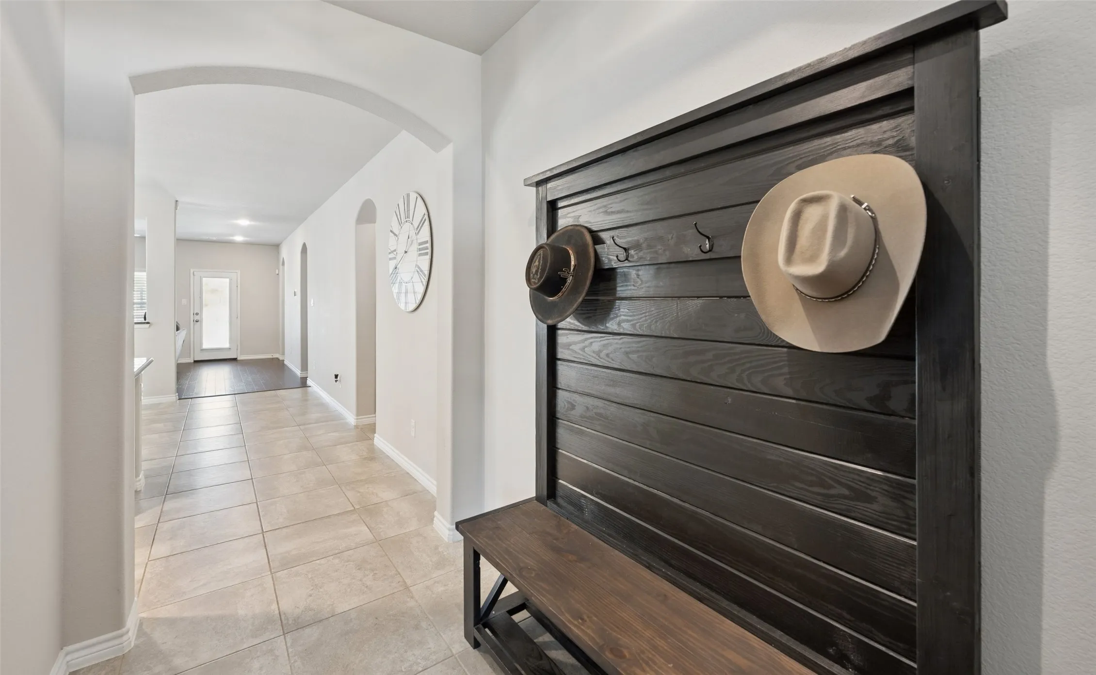 Single Family Residence For Sale in Denton County , 9012 Conroe Drive, Denton, Texas 76226, 3 Bedroom, 2 Bathroom, 2 Garage spaces, 1,974 Sqft, built in 2017, mls#21412879, Real Estate Agent in Denton, Homes For Sale in Denton county, Homes For Sale in Denton, Realtor in Denton Texas, Real Estate Brokerage Independent Realty Texas, Luminita Cordes Realtor