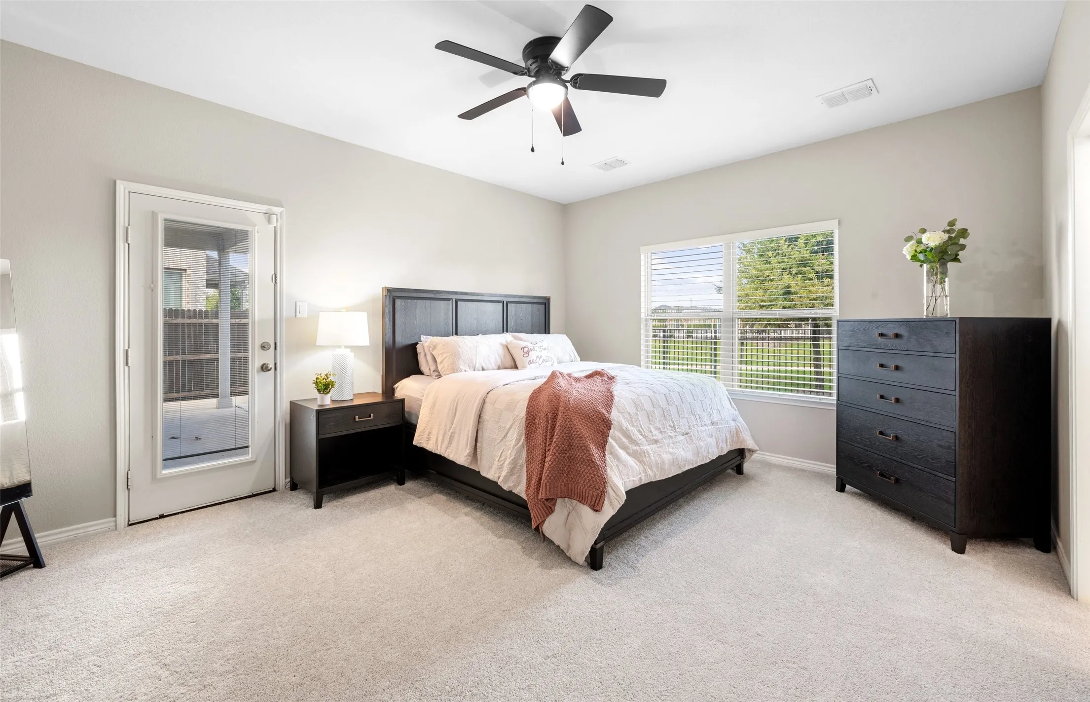 Single Family Residence For Sale in Denton County , 9012 Conroe Drive, Denton, Texas 76226, 3 Bedroom, 2 Bathroom, 2 Garage spaces, 1,974 Sqft, built in 2017, mls#21412879, Real Estate Agent in Denton, Homes For Sale in Denton county, Homes For Sale in Denton, Realtor in Denton Texas, Real Estate Brokerage Independent Realty Texas, Luminita Cordes Realtor