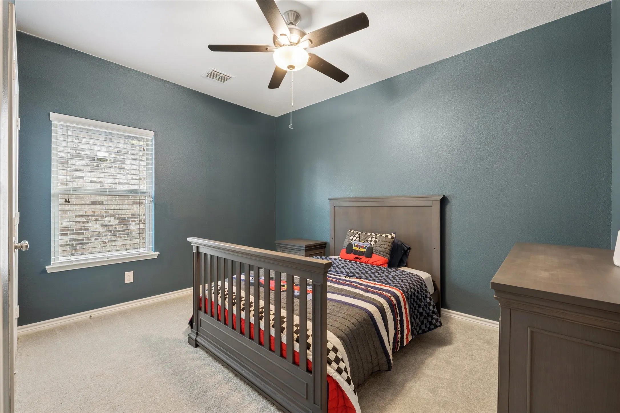 Single Family Residence For Sale in Denton County , 9012 Conroe Drive, Denton, Texas 76226, 3 Bedroom, 2 Bathroom, 2 Garage spaces, 1,974 Sqft, built in 2017, mls#21412879, Real Estate Agent in Denton, Homes For Sale in Denton county, Homes For Sale in Denton, Realtor in Denton Texas, Real Estate Brokerage Independent Realty Texas, Luminita Cordes Realtor
