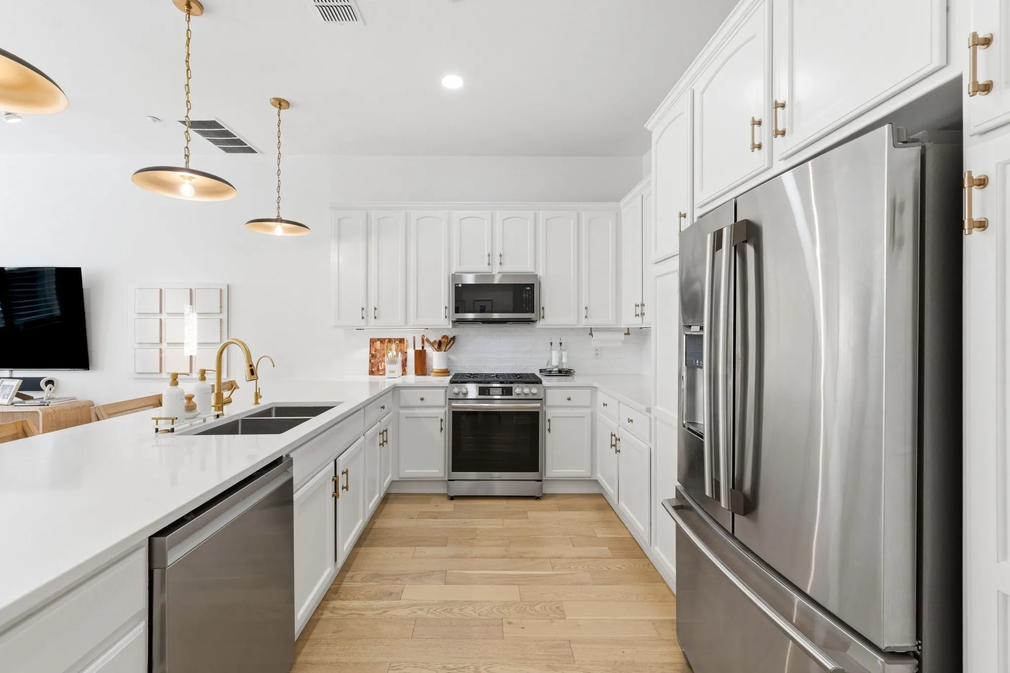 Condominium For Sale in Dallas County , 4312 Mckinney Avenue 8, Dallas, Texas 75205, 2 Bedroom, 3 Bathroom, 2 Garage spaces, 2,394 Sqft, built in 2001, mls#21413505, Real Estate Agent in Dallas, Homes For Sale in Dallas county, Homes For Sale in Dallas, Realtor in Dallas Texas, Real Estate Brokerage Independent Realty Texas, Luminita Cordes Realtor