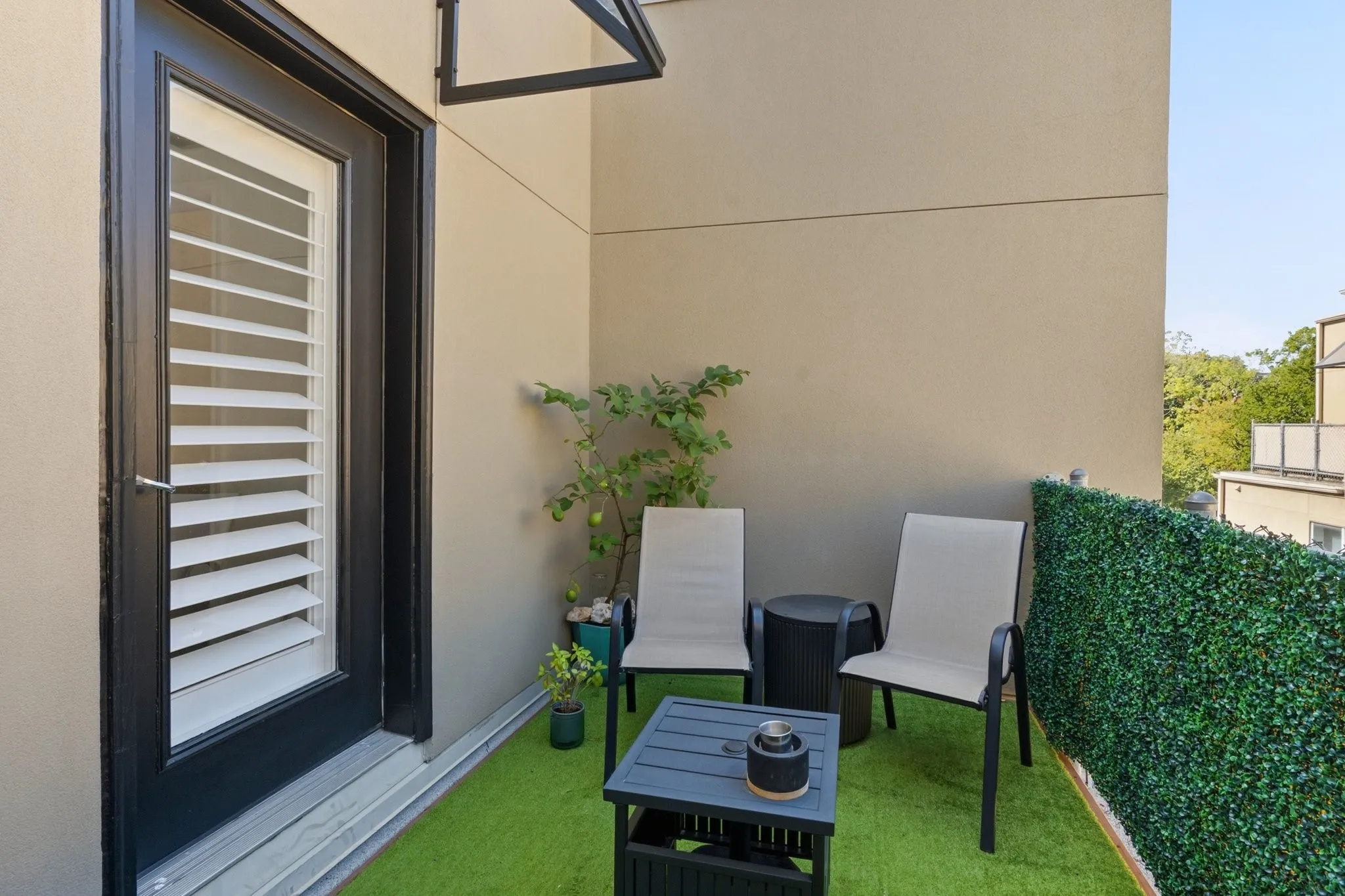 Condominium For Sale in Dallas County , 4312 Mckinney Avenue 8, Dallas, Texas 75205, 2 Bedroom, 3 Bathroom, 2 Garage spaces, 2,394 Sqft, built in 2001, mls#21413505, Real Estate Agent in Dallas, Homes For Sale in Dallas county, Homes For Sale in Dallas, Realtor in Dallas Texas, Real Estate Brokerage Independent Realty Texas, Luminita Cordes Realtor