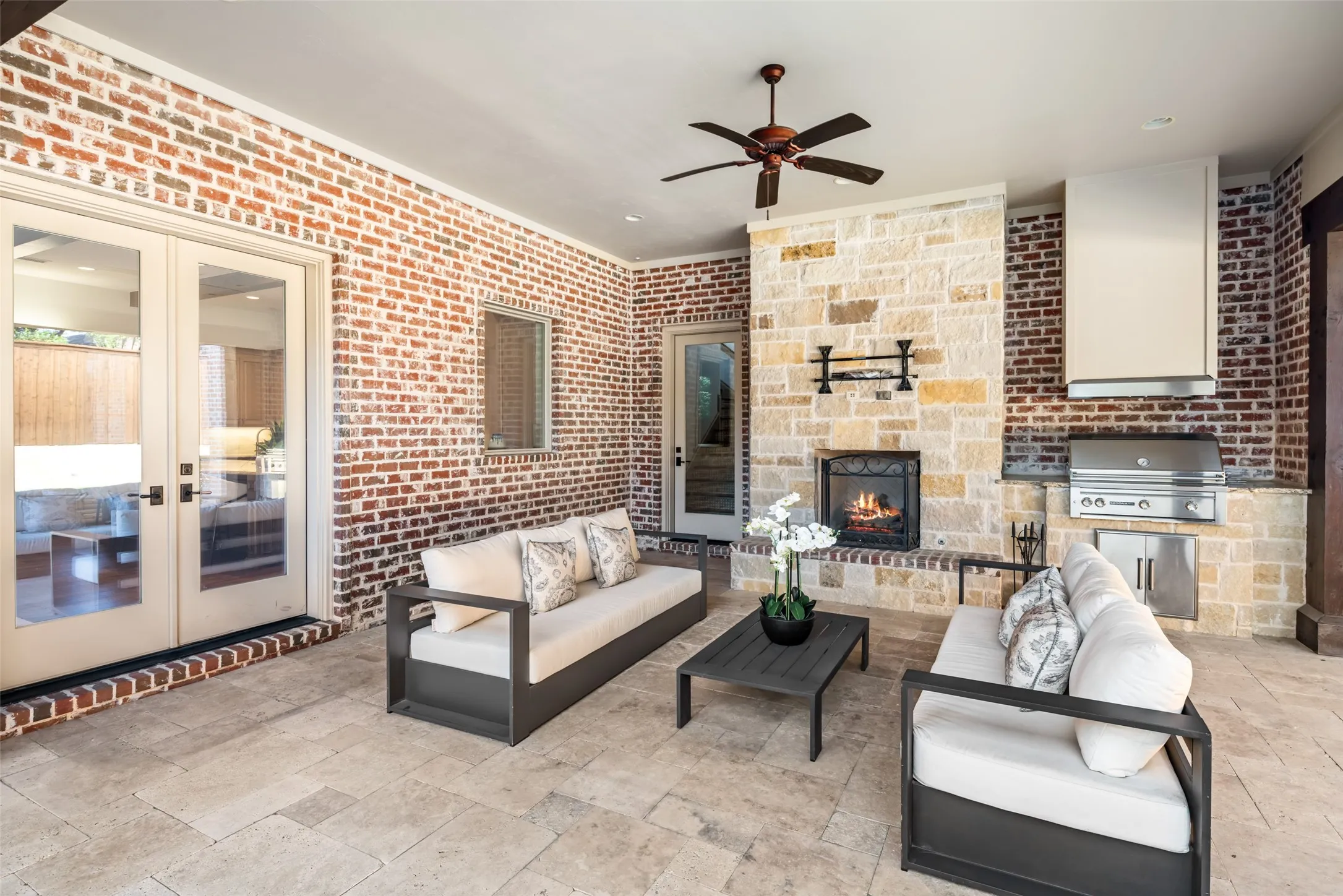 Single Family Residence For Sale in Collin County , 6820 Amaretto Court, Plano, Texas 75024, 5 Bedroom, 7 Bathroom, 3 Garage spaces, 7,106 Sqft, built in 2015, mls#21412609, Real Estate Agent in Plano, Homes For Sale in Collin county, Homes For Sale in Plano, Realtor in Plano Texas, Real Estate Brokerage Independent Realty Texas, Luminita Cordes Realtor