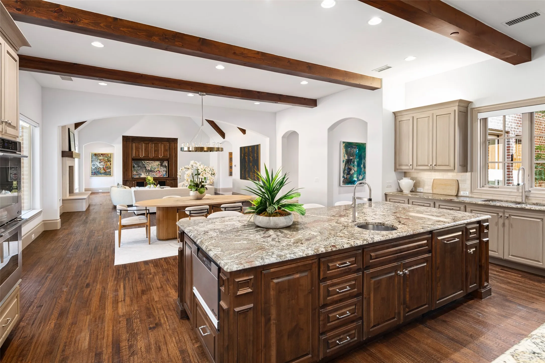 Single Family Residence For Sale in Collin County , 6820 Amaretto Court, Plano, Texas 75024, 5 Bedroom, 7 Bathroom, 3 Garage spaces, 7,106 Sqft, built in 2015, mls#21412609, Real Estate Agent in Plano, Homes For Sale in Collin county, Homes For Sale in Plano, Realtor in Plano Texas, Real Estate Brokerage Independent Realty Texas, Luminita Cordes Realtor