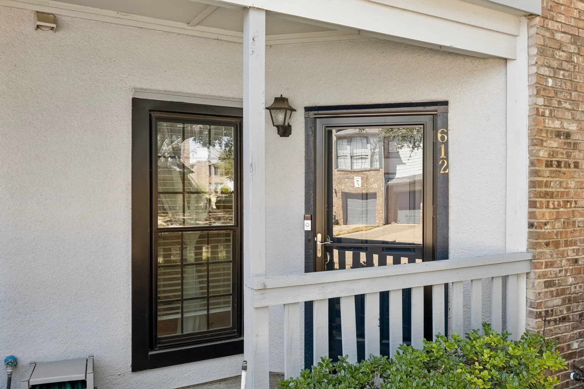 Condominium For Sale in Collin County , 3101 Townbluff Drive 612, Plano, Texas 75075, 2 Bedroom, 2 Bathroom, 1 Garage spaces, 1,028 Sqft, built in 1982, mls#21391716, Real Estate Agent in Plano, Homes For Sale in Collin county, Homes For Sale in Plano, Realtor in Plano Texas, Real Estate Brokerage Independent Realty Texas, Luminita Cordes Realtor