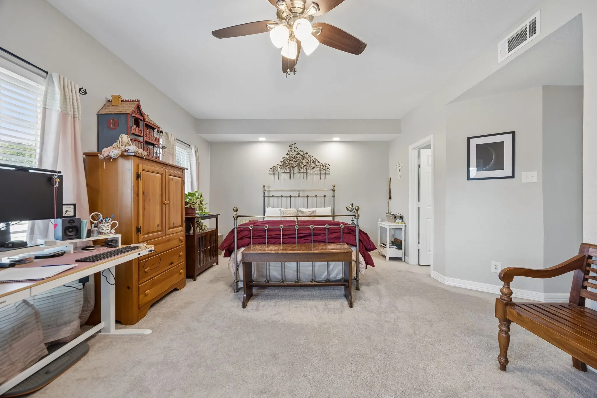 Condominium For Sale in Collin County , 3101 Townbluff Drive 612, Plano, Texas 75075, 2 Bedroom, 2 Bathroom, 1 Garage spaces, 1,028 Sqft, built in 1982, mls#21391716, Real Estate Agent in Plano, Homes For Sale in Collin county, Homes For Sale in Plano, Realtor in Plano Texas, Real Estate Brokerage Independent Realty Texas, Luminita Cordes Realtor