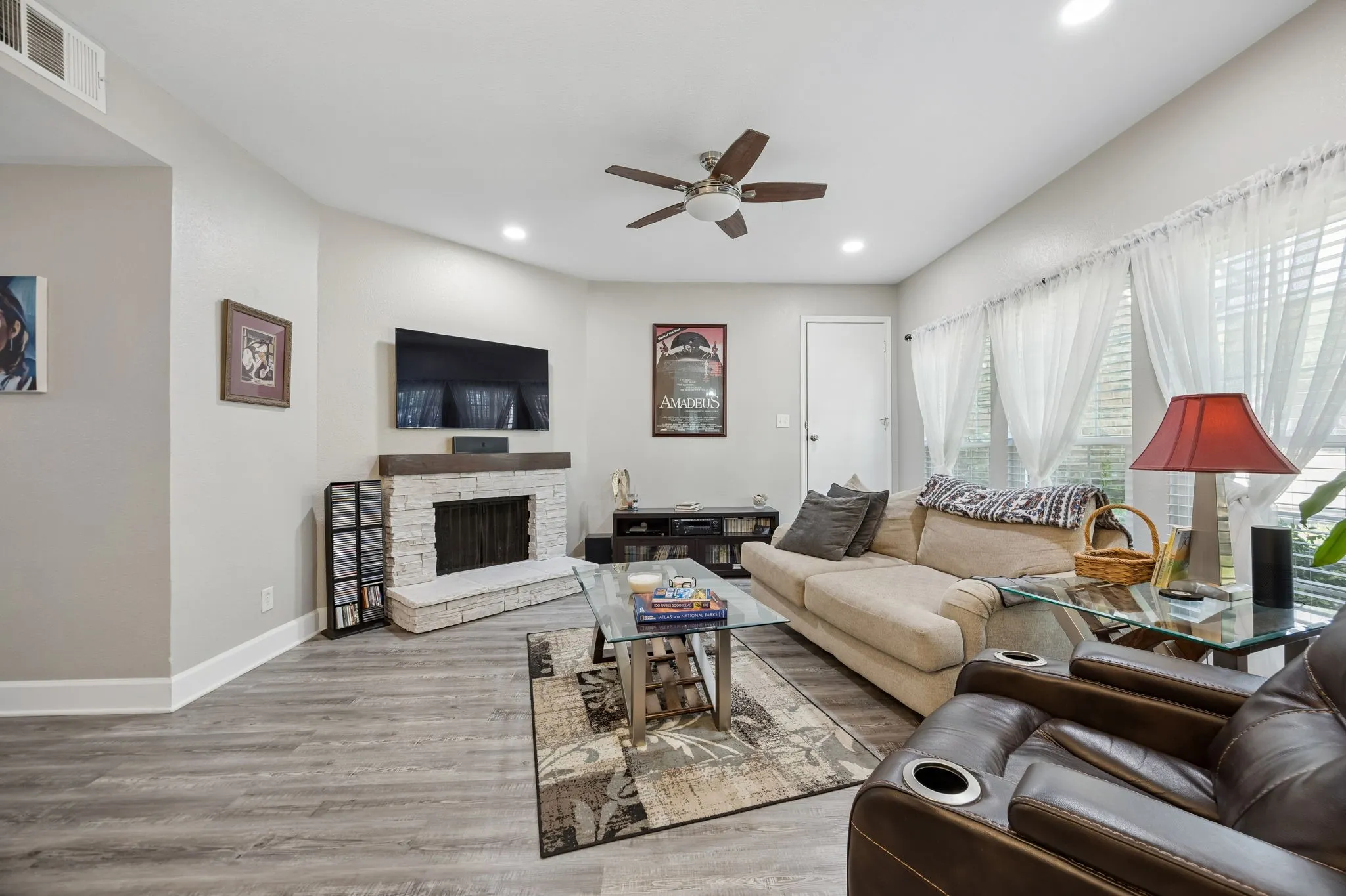 Condominium For Sale in Collin County , 3101 Townbluff Drive 612, Plano, Texas 75075, 2 Bedroom, 2 Bathroom, 1 Garage spaces, 1,028 Sqft, built in 1982, mls#21391716, Real Estate Agent in Plano, Homes For Sale in Collin county, Homes For Sale in Plano, Realtor in Plano Texas, Real Estate Brokerage Independent Realty Texas, Luminita Cordes Realtor