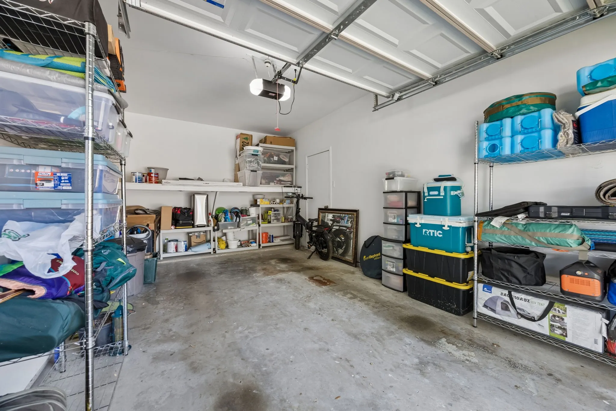 Condominium For Sale in Collin County , 3101 Townbluff Drive 612, Plano, Texas 75075, 2 Bedroom, 2 Bathroom, 1 Garage spaces, 1,028 Sqft, built in 1982, mls#21391716, Real Estate Agent in Plano, Homes For Sale in Collin county, Homes For Sale in Plano, Realtor in Plano Texas, Real Estate Brokerage Independent Realty Texas, Luminita Cordes Realtor