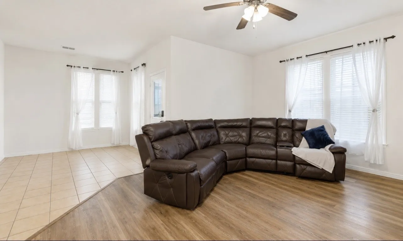 Single Family Residence For Sale in Denton County , 320 Grassland Drive, Denton, Texas 76210, 4 Bedroom, 2 Bathroom, 2 Garage spaces, 1,656 Sqft, built in 2018, mls#21414381, Real Estate Agent in Denton, Homes For Sale in Denton county, Homes For Sale in Denton, Realtor in Denton Texas, Real Estate Brokerage Independent Realty Texas, Luminita Cordes Realtor