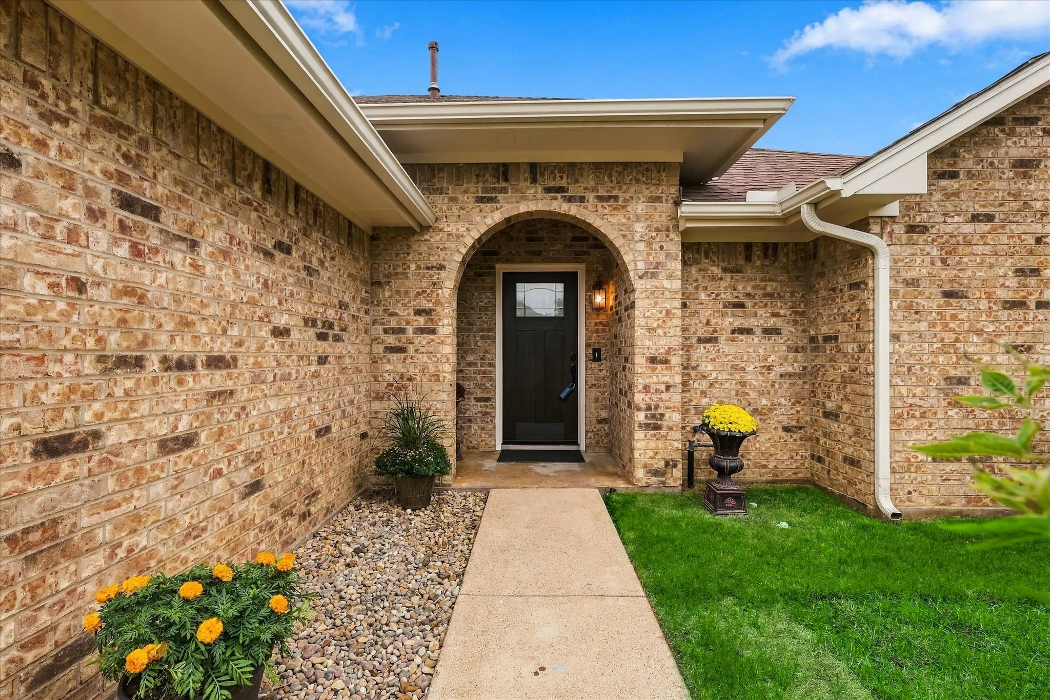 Single Family Residence For Sale