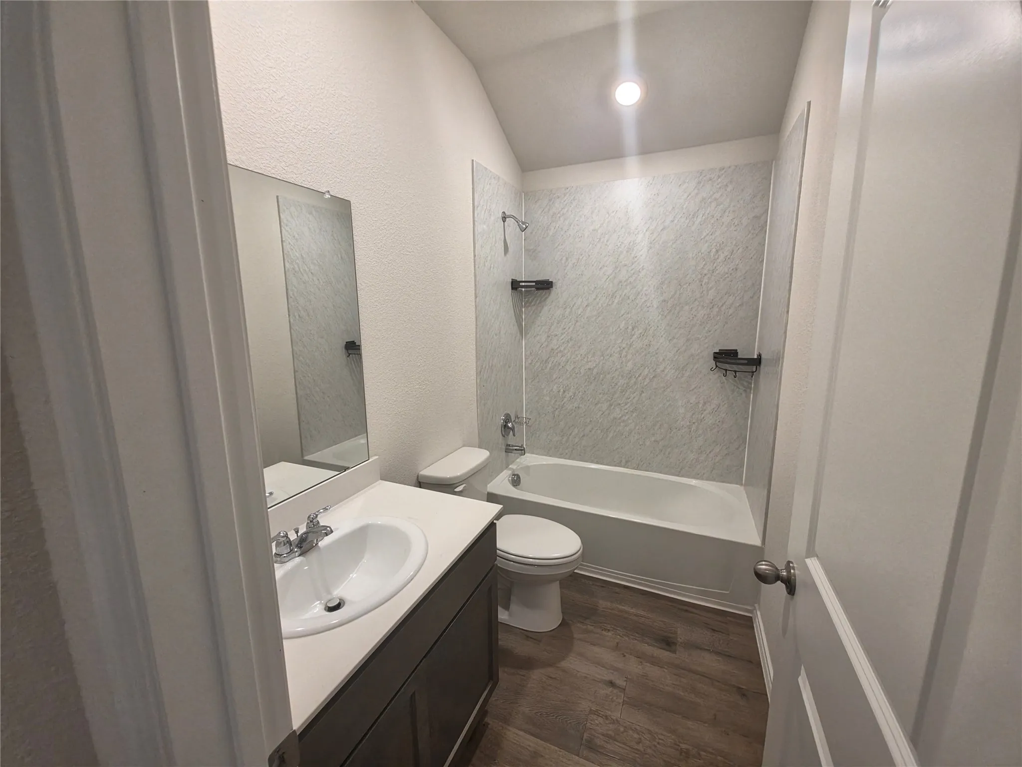 Single Family Residence For Rent in Dallas County , 915 Presleigh Drive, Dallas, Texas 75253, 3 Bedroom, 2 Bathroom, 2 Garage spaces, 1,565 Sqft, built in 2023, mls#21414071, Real Estate Agent in Dallas, Homes For Rent in Dallas county, Homes For Rent in Dallas, Realtor in Dallas Texas, Real Estate Brokerage Independent Realty Texas, Luminita Cordes Realtor