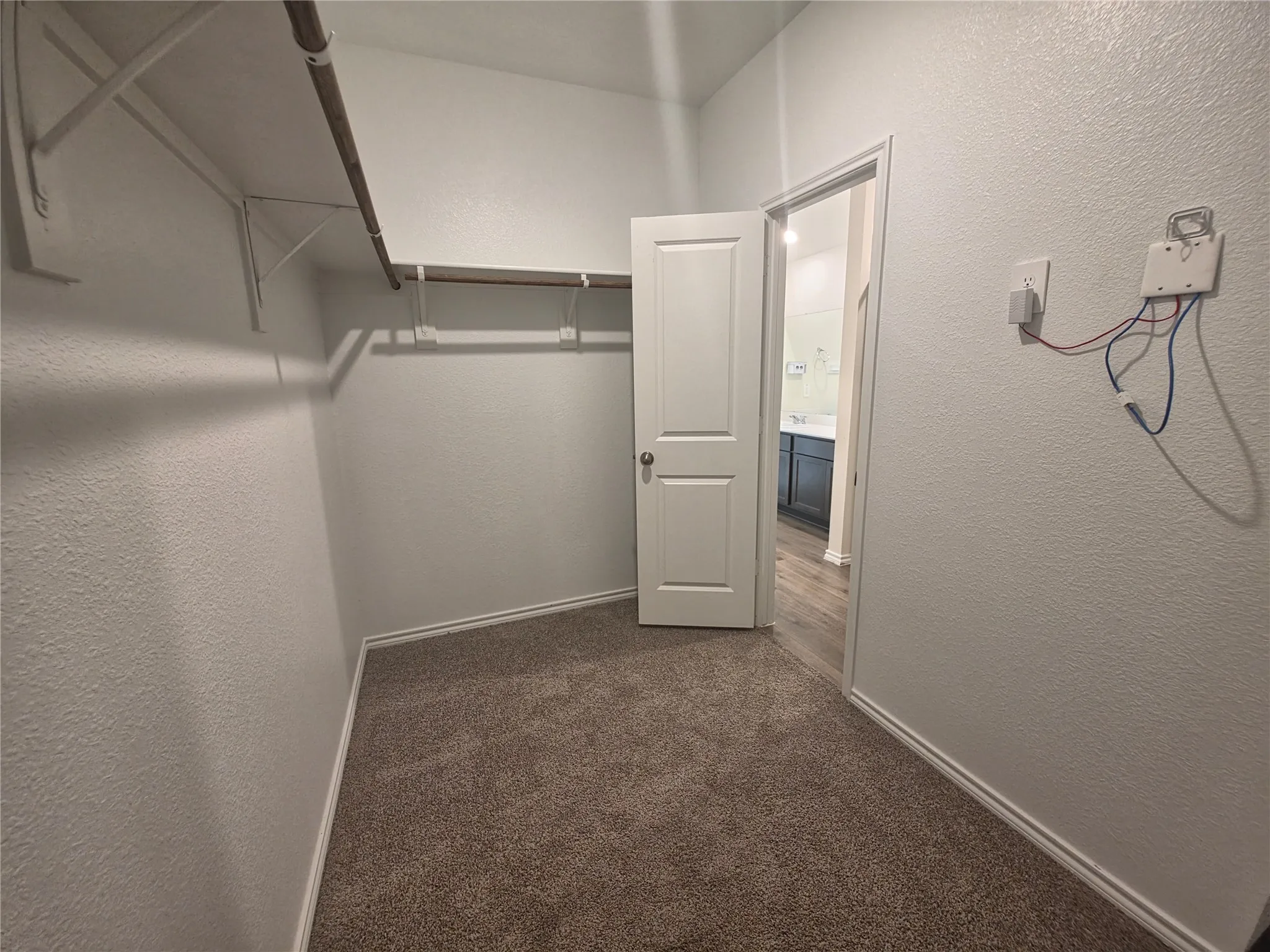Single Family Residence For Rent in Dallas County , 915 Presleigh Drive, Dallas, Texas 75253, 3 Bedroom, 2 Bathroom, 2 Garage spaces, 1,565 Sqft, built in 2023, mls#21414071, Real Estate Agent in Dallas, Homes For Rent in Dallas county, Homes For Rent in Dallas, Realtor in Dallas Texas, Real Estate Brokerage Independent Realty Texas, Luminita Cordes Realtor