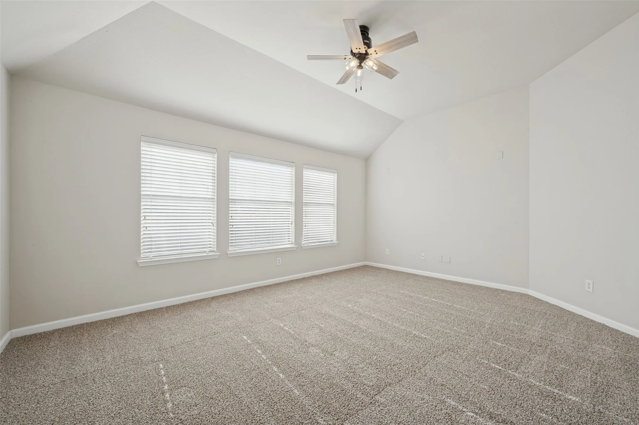 Single Family Residence For Rent in Collin County , 2804 Black Canyon Drive, Mc Kinney, Texas 75072, 4 Bedroom, 3 Bathroom, 2 Garage spaces, 2,488 Sqft, built in 2003, mls#21414385, Real Estate Agent in Mc Kinney, Homes For Rent in Collin county, Homes For Rent in Mc Kinney, Realtor in Mc Kinney Texas, Real Estate Brokerage Independent Realty Texas, Luminita Cordes Realtor