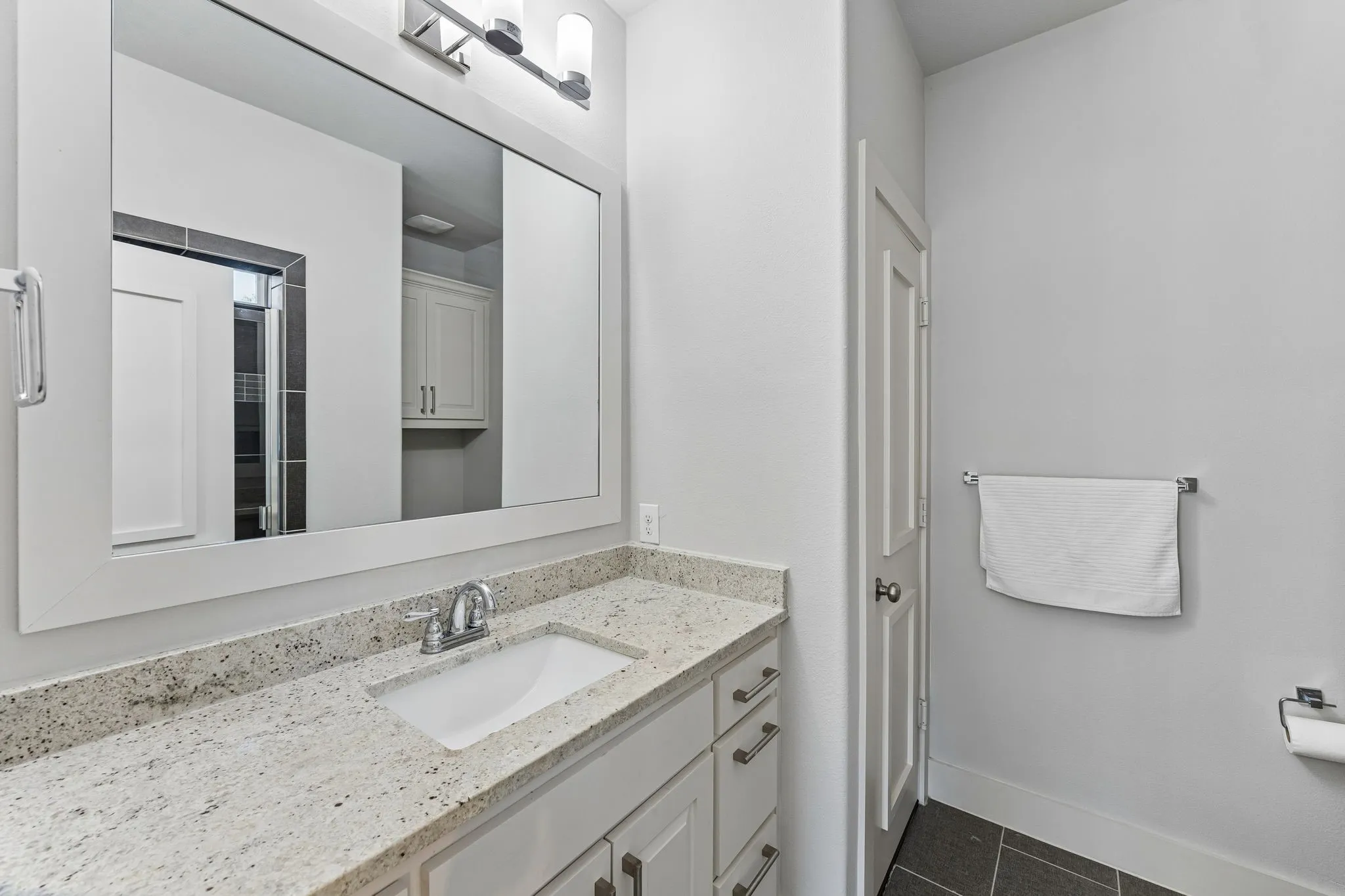 Single Family Residence For Sale in Collin County , 1460 Latigo Court, Prosper, Texas 75078, 6 Bedroom, 6 Bathroom, 3 Garage spaces, 5,864 Sqft, built in 2018, mls#21413786, Real Estate Agent in Prosper, Homes For Sale in Collin county, Homes For Sale in Prosper, Realtor in Prosper Texas, Real Estate Brokerage Independent Realty Texas, Luminita Cordes Realtor