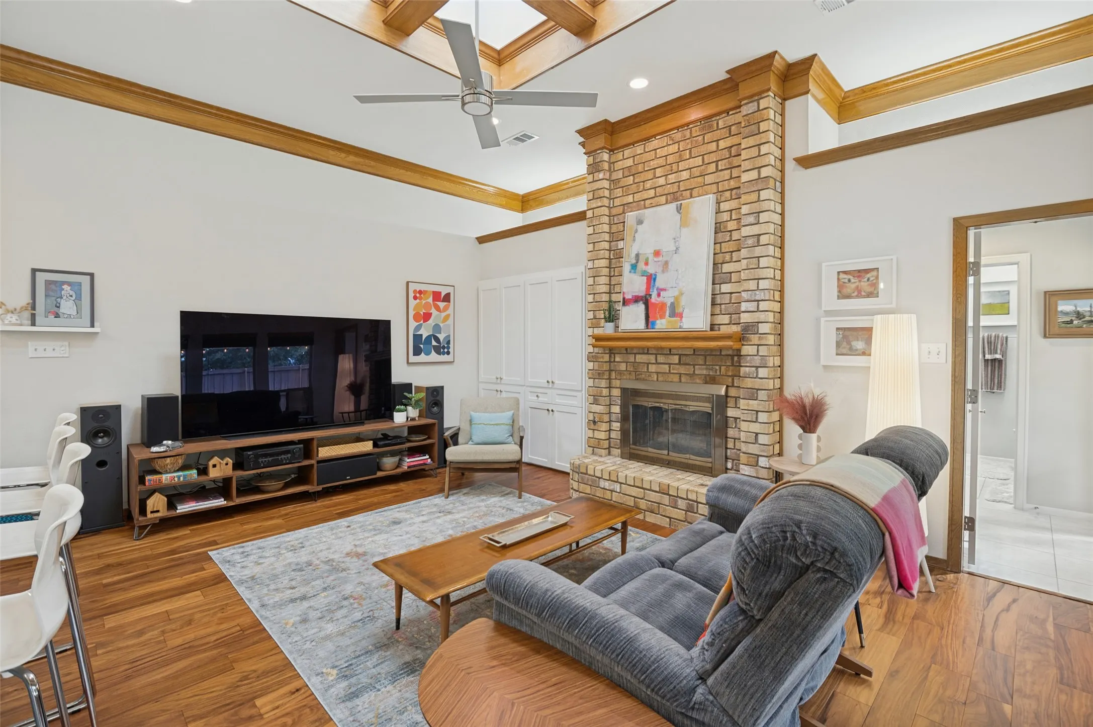Single Family Residence For Sale in Collin County , 3620 Jomar Drive, Plano, Texas 75075, 4 Bedroom, 3 Bathroom, 2 Garage spaces, 2,559 Sqft, built in 1989, mls#21413982, Real Estate Agent in Plano, Homes For Sale in Collin county, Homes For Sale in Plano, Realtor in Plano Texas, Real Estate Brokerage Independent Realty Texas, Luminita Cordes Realtor