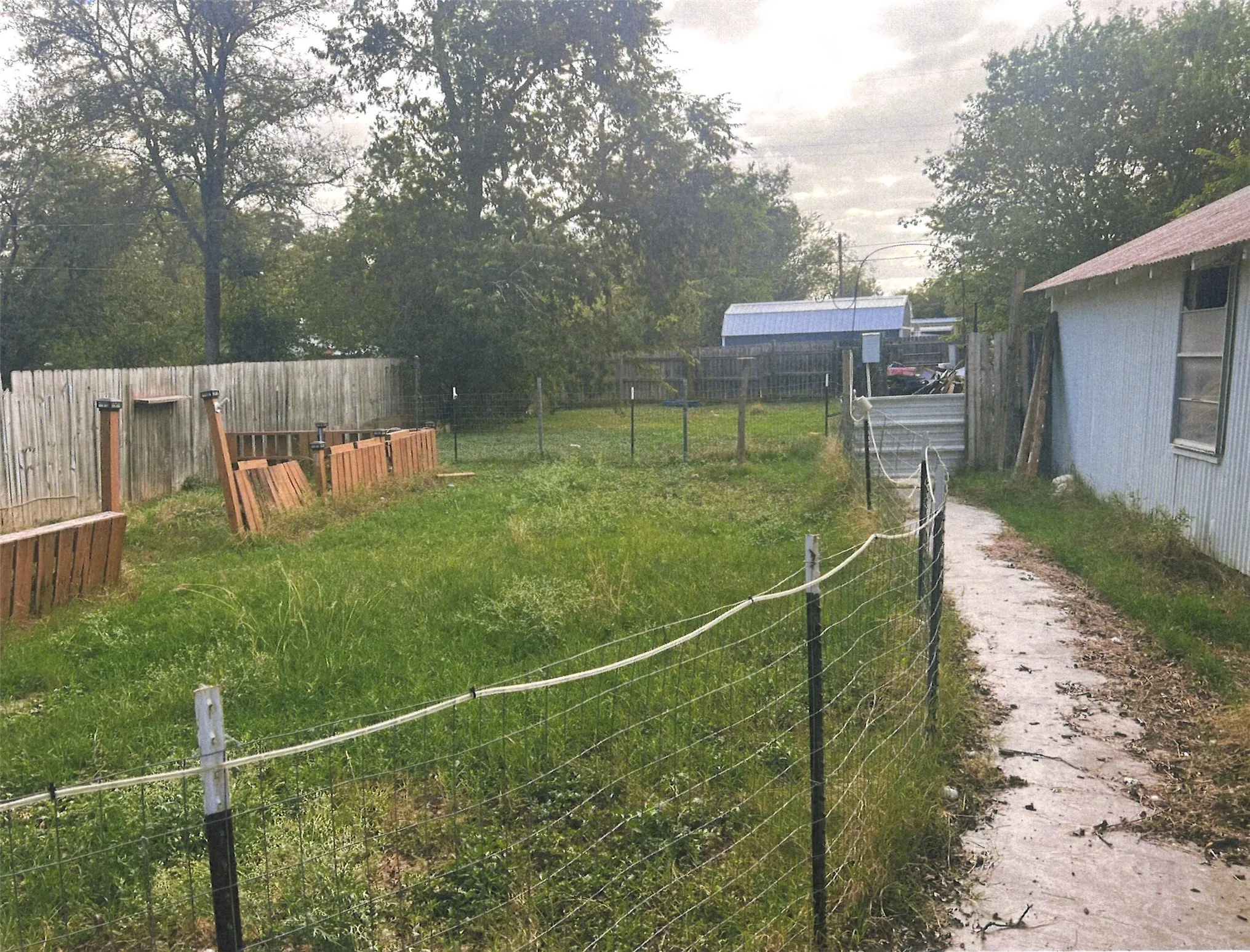 Single Family Residence For Sale in Brown County , 2609 1 ST, Brownwood, Texas 76801, 3 Bedroom, 1 Bathroom, 2 Garage spaces, 1,332 Sqft, built in 0, mls#21414251, Real Estate Agent in Brownwood, Homes For Sale in Brown county, Homes For Sale in Brownwood, Realtor in Brownwood Texas, Real Estate Brokerage Independent Realty Texas, Luminita Cordes Realtor
