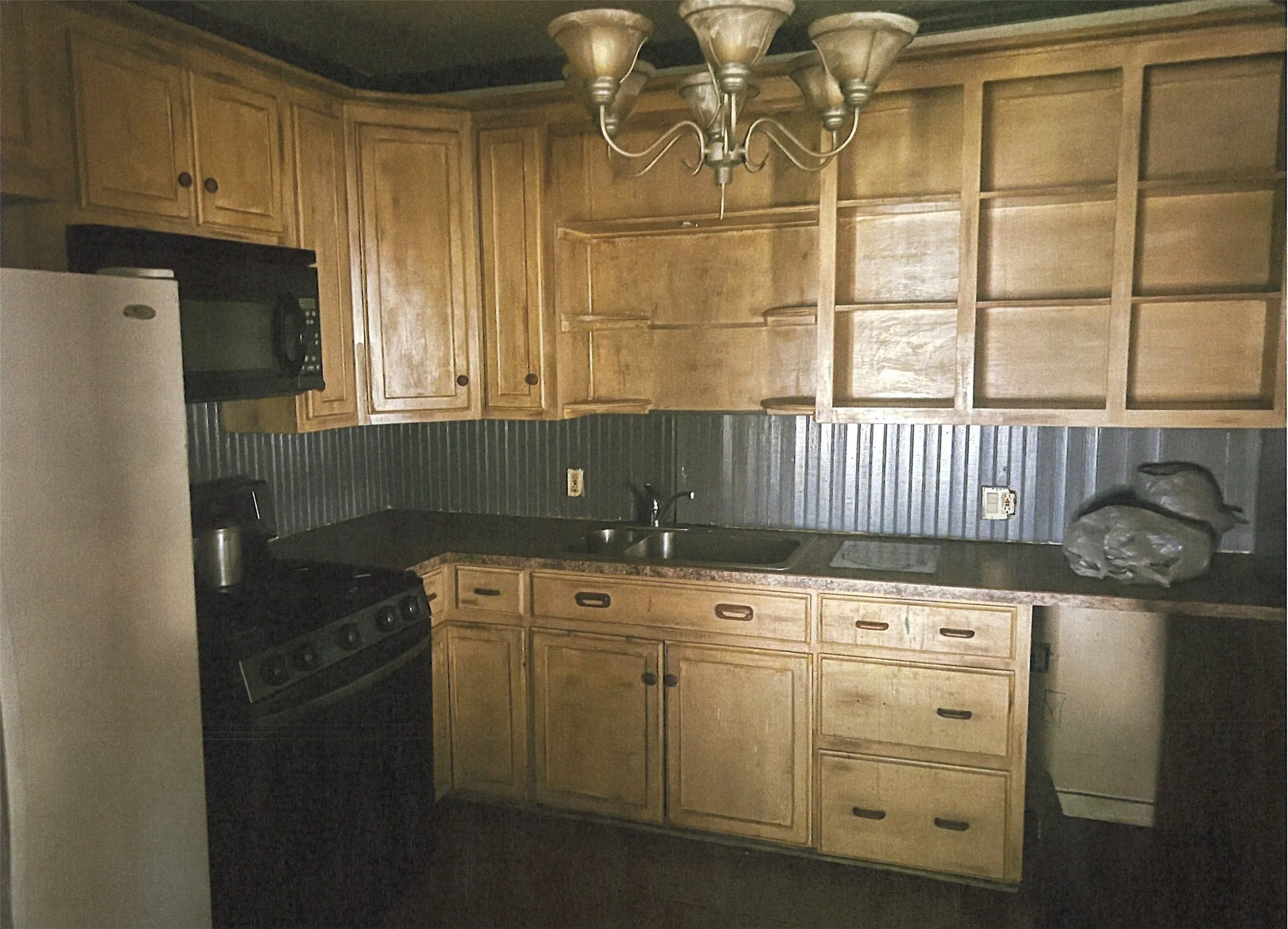 Single Family Residence For Sale in Brown County , 2609 1 ST, Brownwood, Texas 76801, 3 Bedroom, 1 Bathroom, 2 Garage spaces, 1,332 Sqft, built in 0, mls#21414251, Real Estate Agent in Brownwood, Homes For Sale in Brown county, Homes For Sale in Brownwood, Realtor in Brownwood Texas, Real Estate Brokerage Independent Realty Texas, Luminita Cordes Realtor